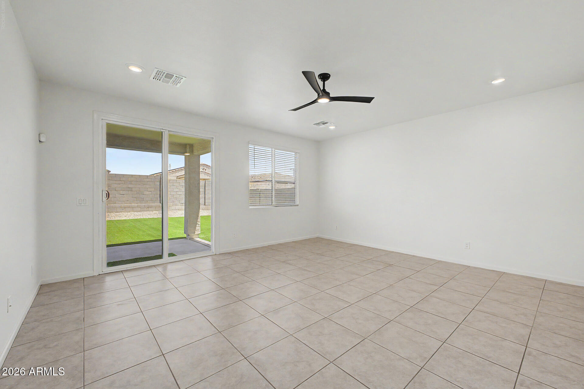 24638 W ASHLEIGH MARIE Street