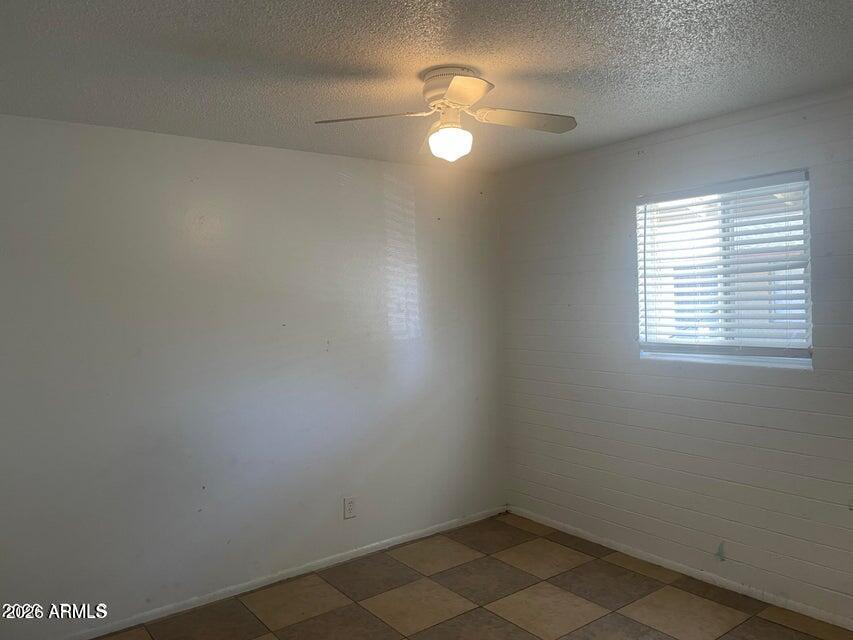 2633 W BELMONT Avenue Apt 2