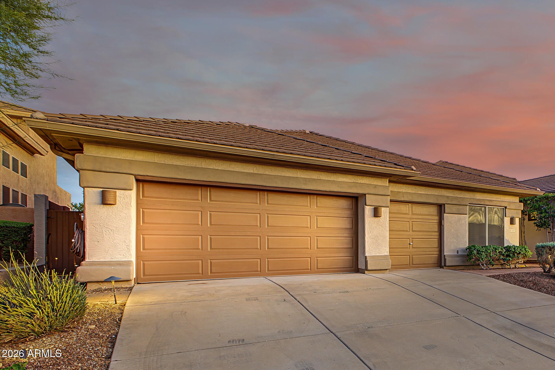 5317 E FOREST PLEASANT Place
