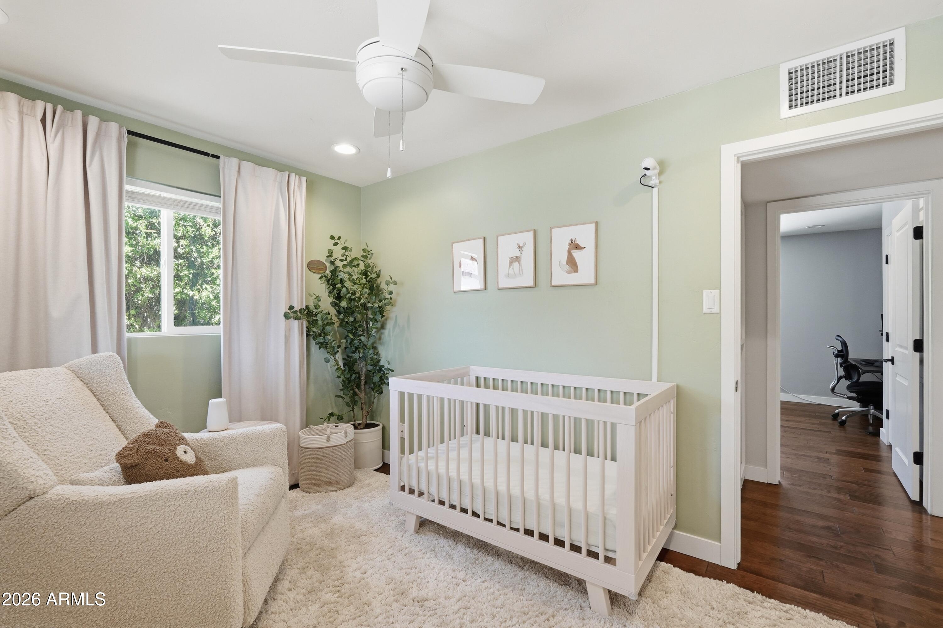 PALMS PARKWAY 1 - Residential