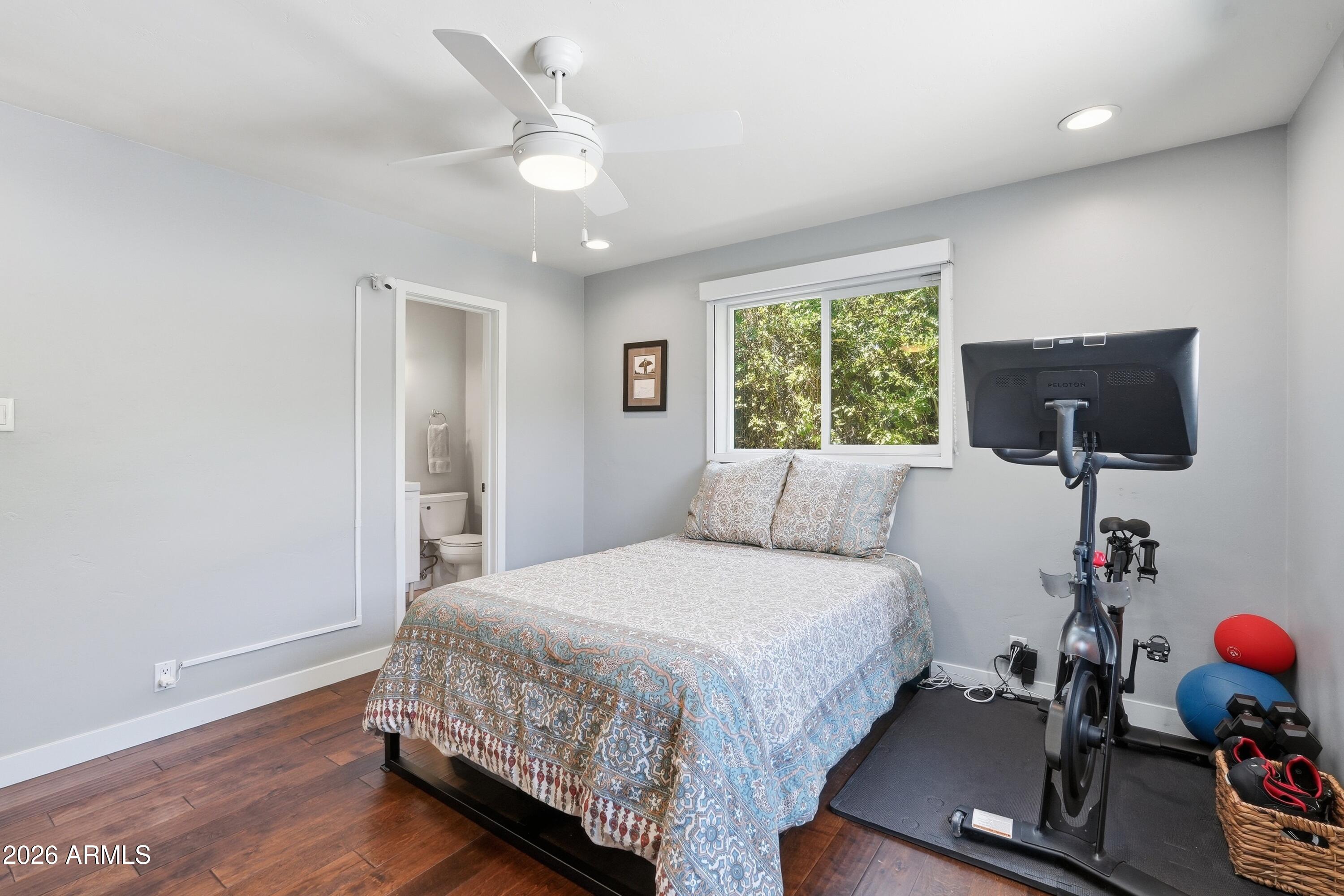 PALMS PARKWAY 1 - Residential