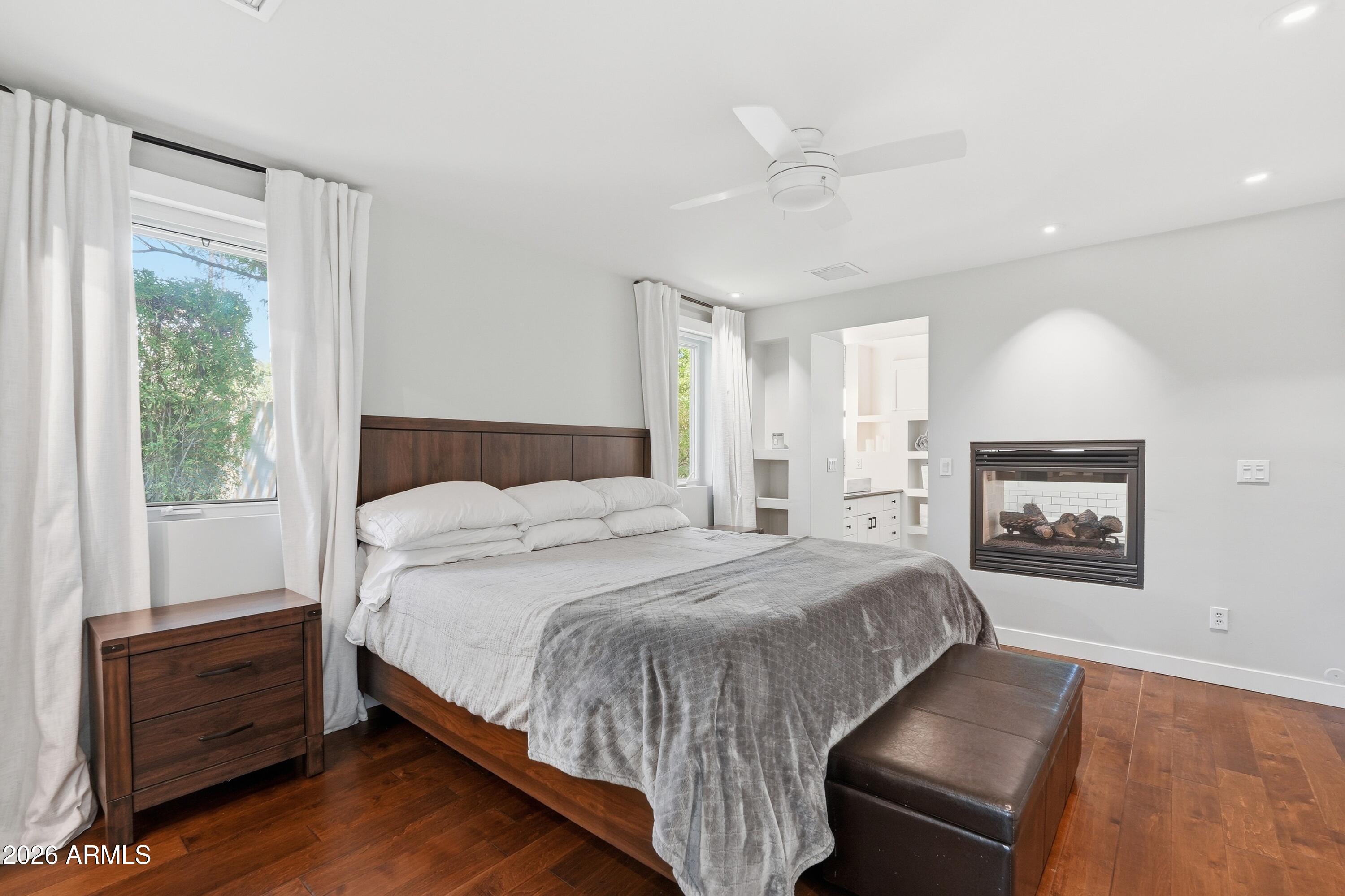 PALMS PARKWAY 1 - Residential