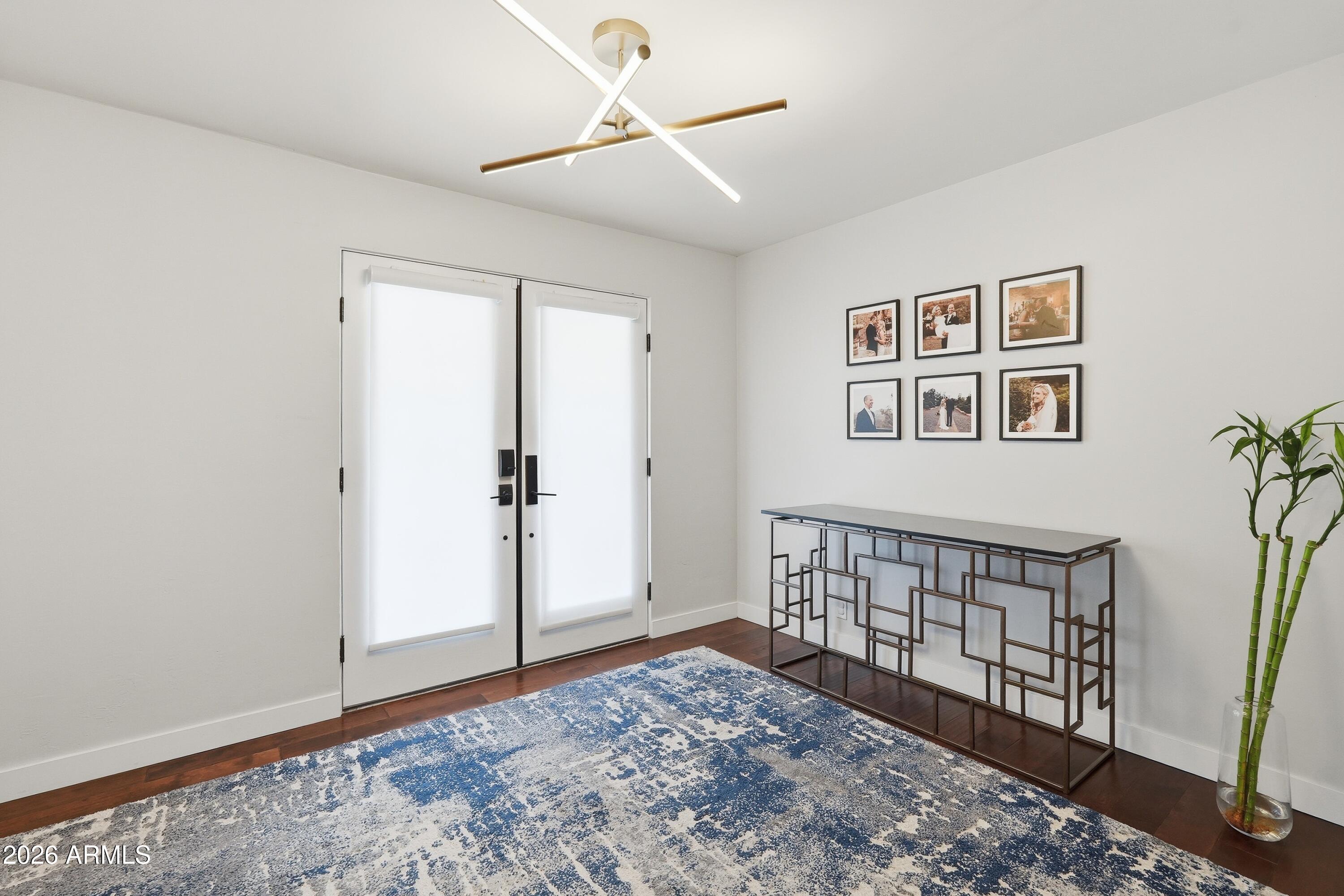 PALMS PARKWAY 1 - Residential