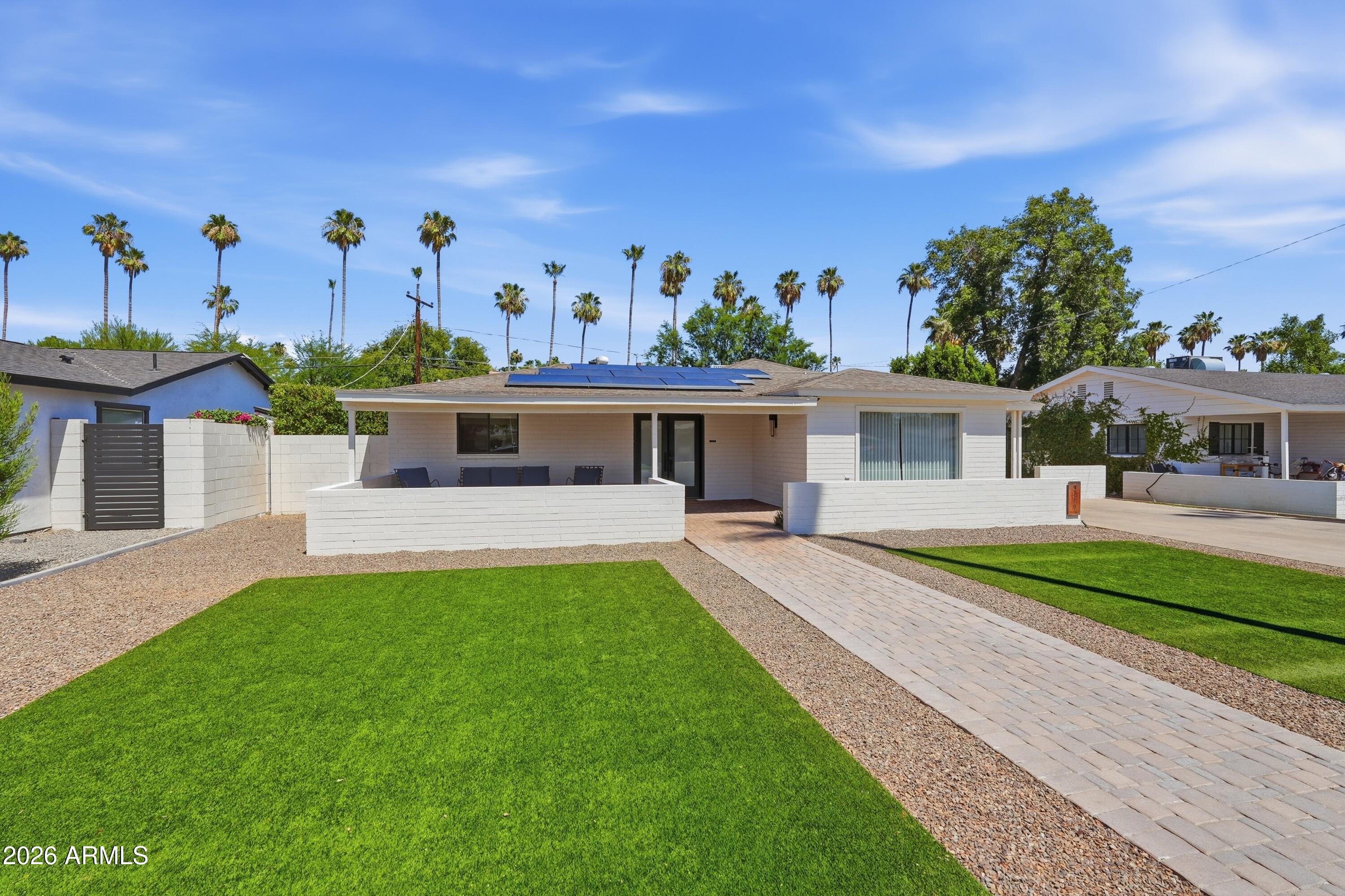 PALMS PARKWAY 1 - Residential