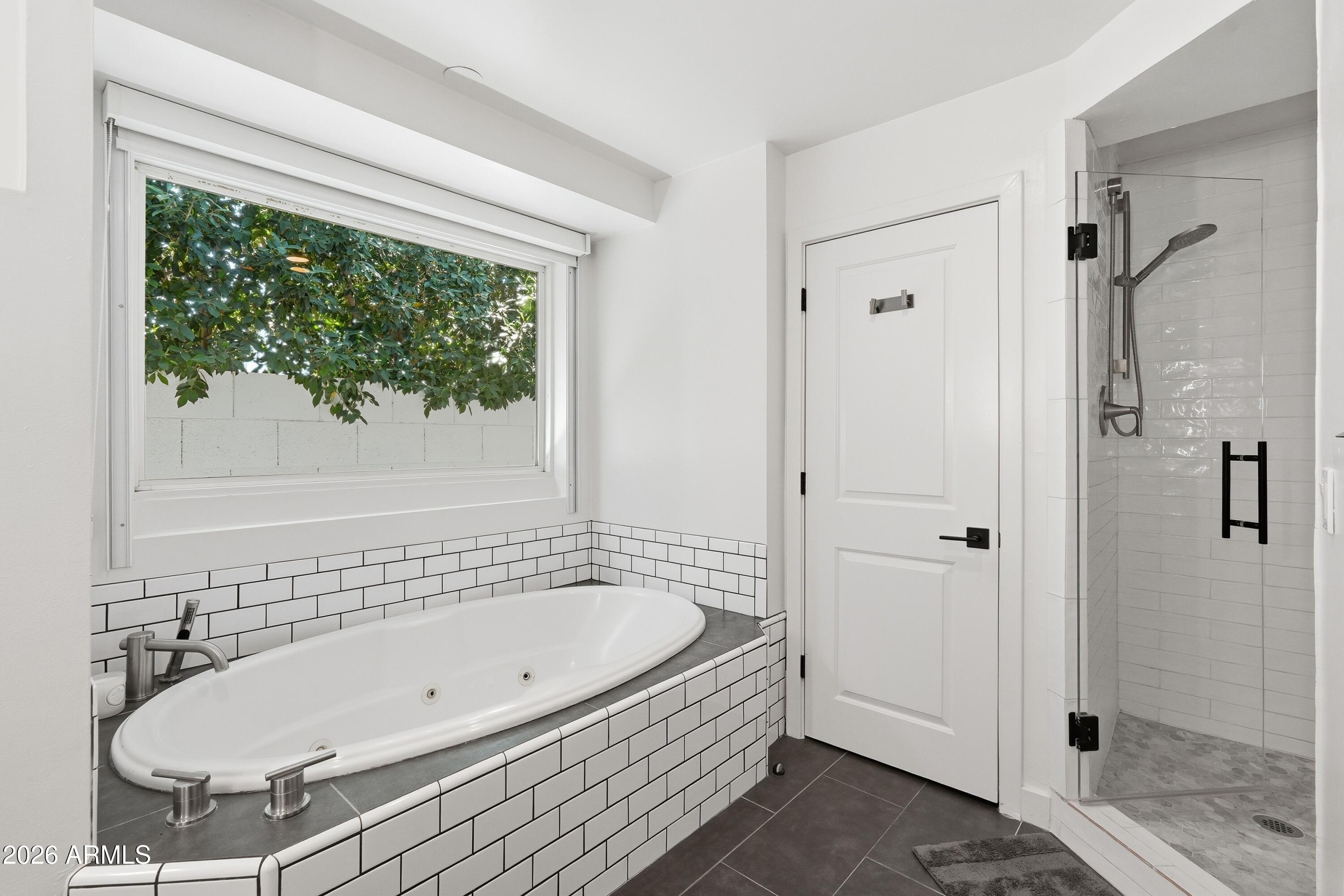 PALMS PARKWAY 1 - Residential