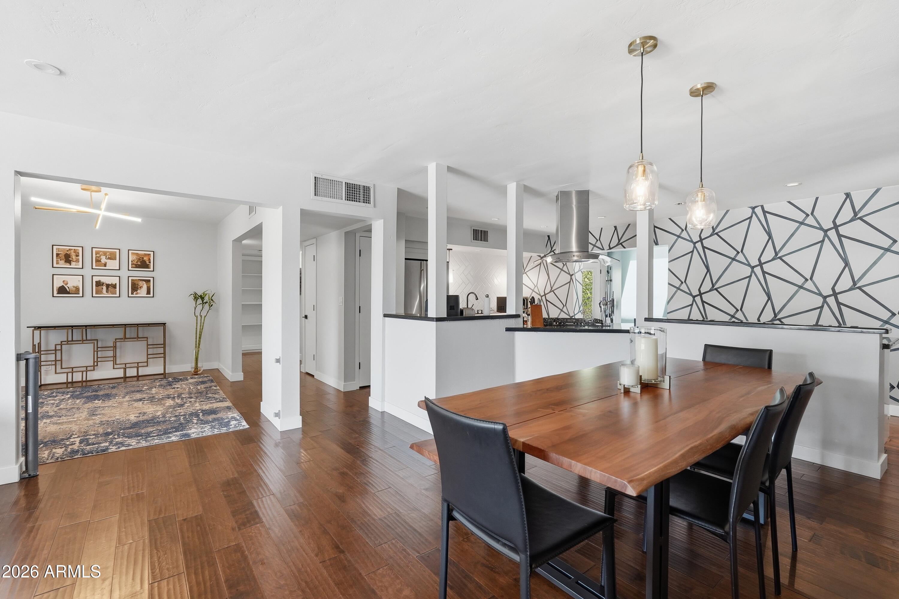 PALMS PARKWAY 1 - Residential