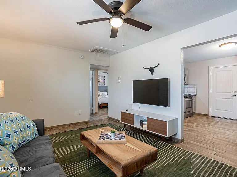 1208 E Tempe Drive