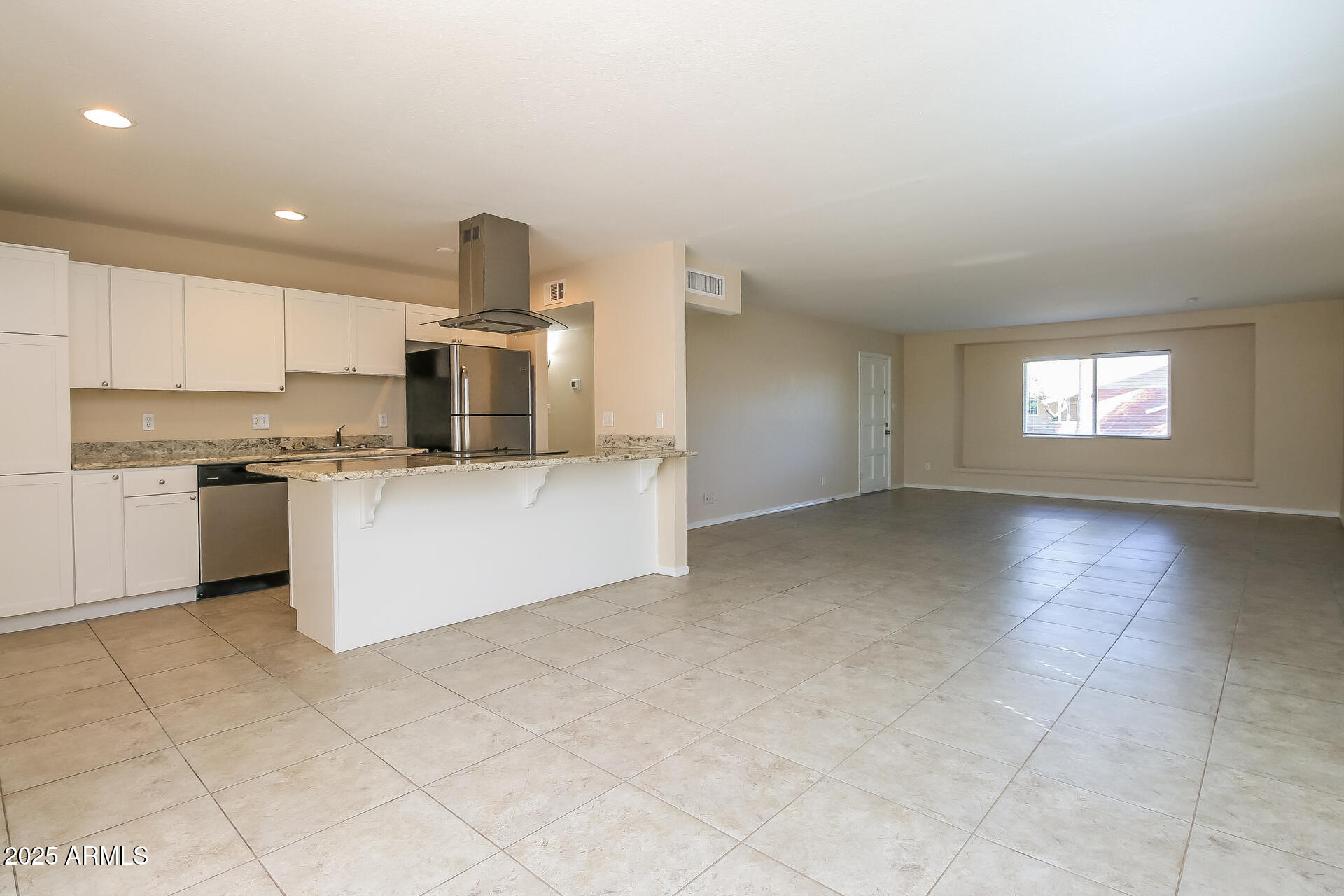 8227 E HEATHERBRAE Drive