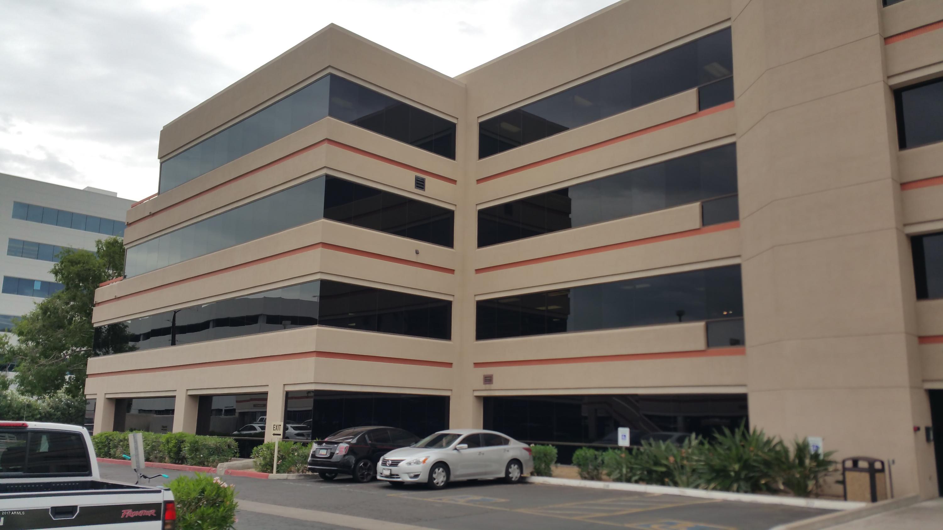 202 E EARLL Drive 425-C