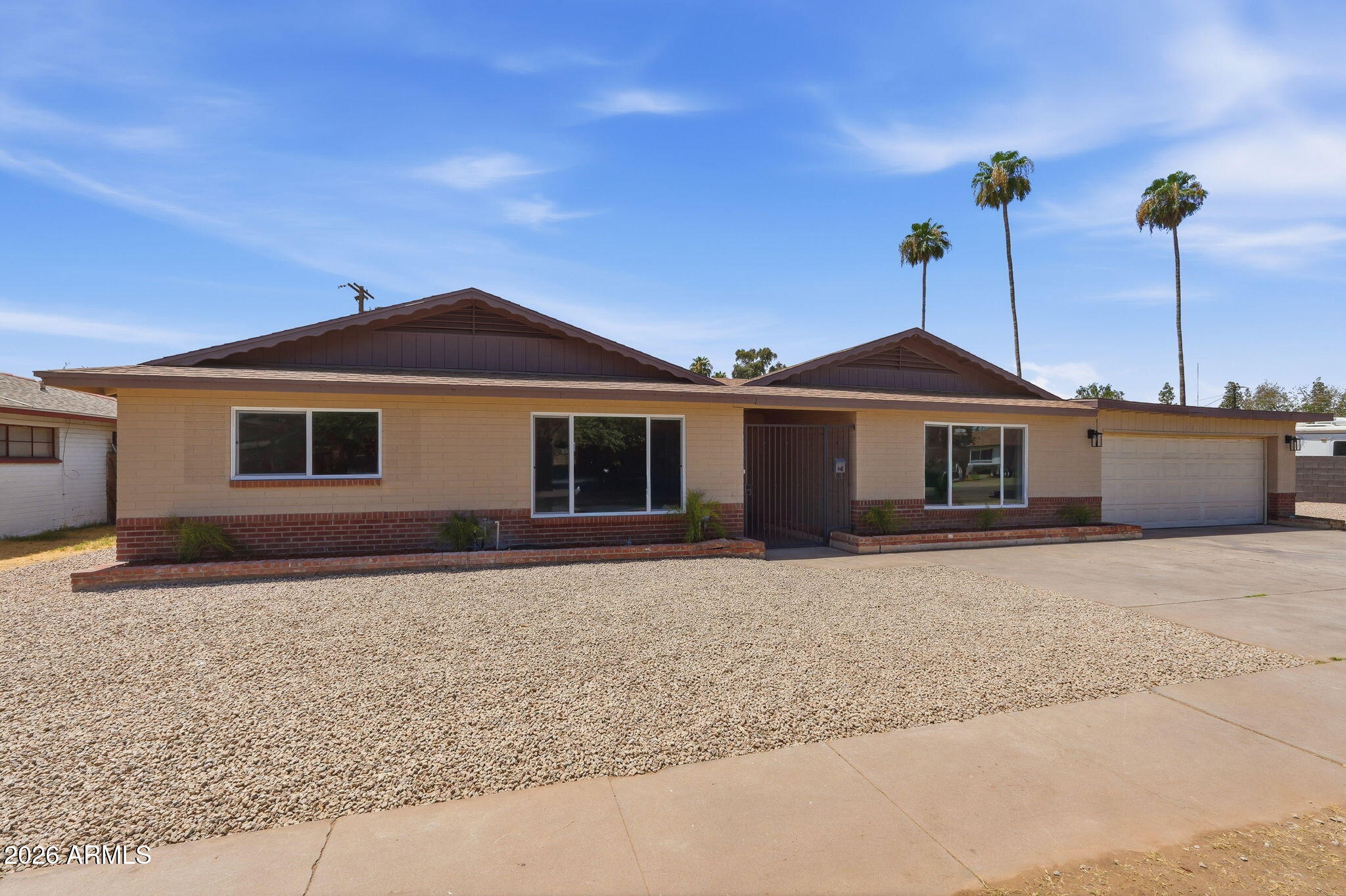 2617 W LAWRENCE Road