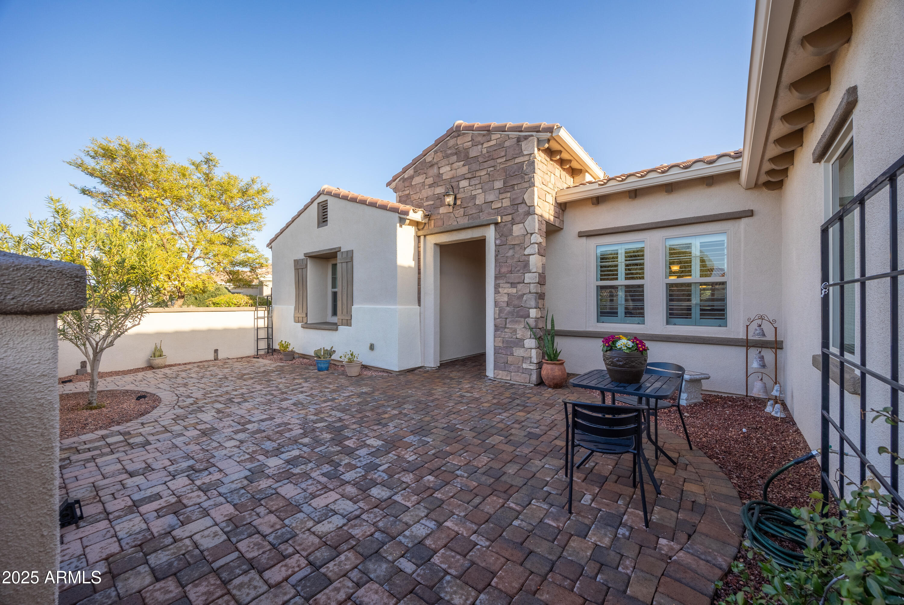 12953 W FIGUEROA Drive