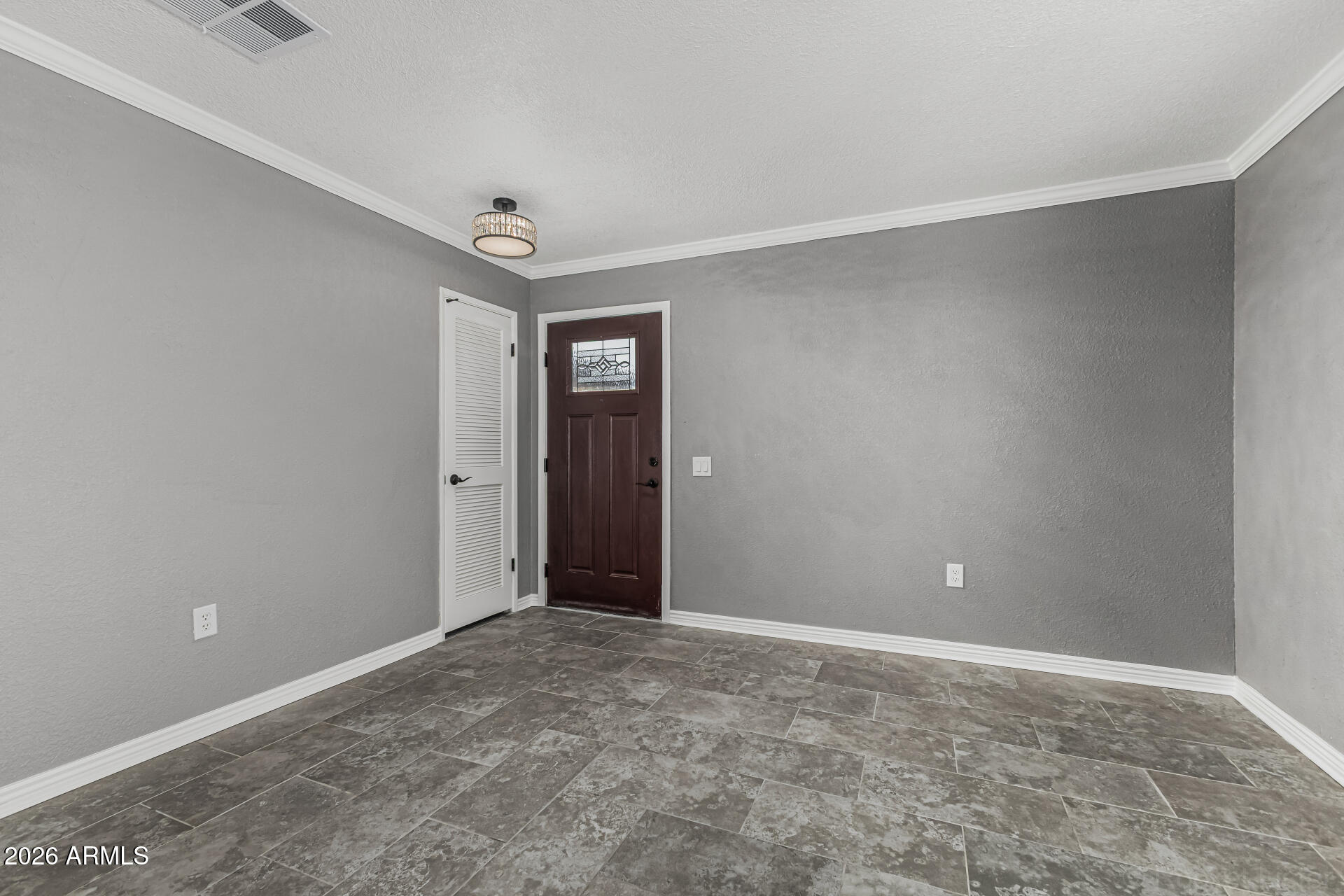 9341 W BRIARWOOD Circle N