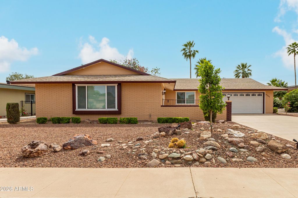 Photo of 9341 W Briarwood Circle N, Sun City, AZ 85351 (MLS # 6999980)