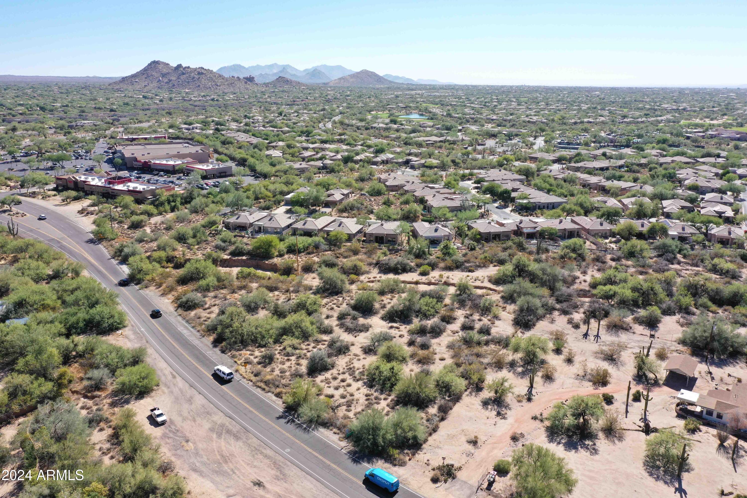 6839 E CAREFREE Highway -