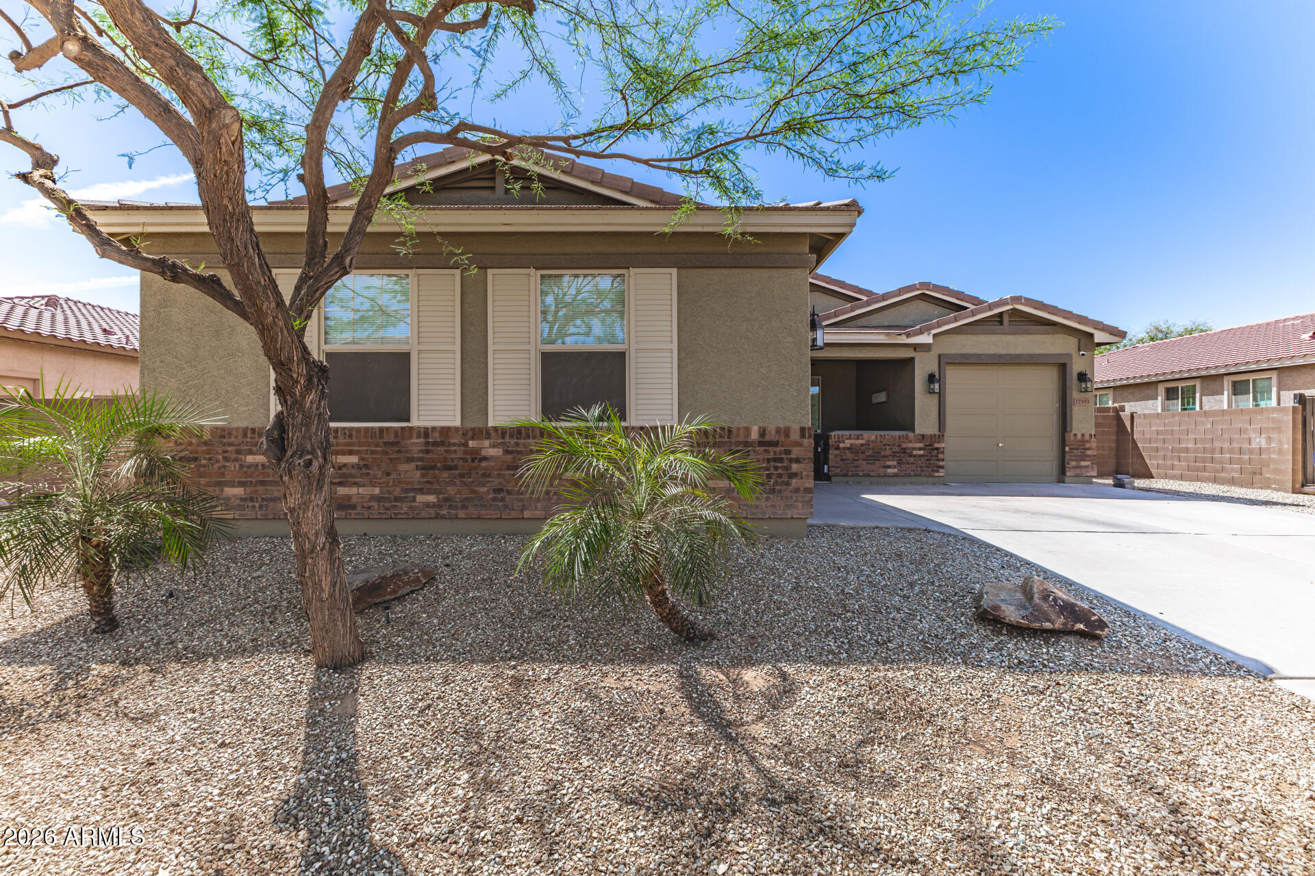 17193 W GAMBIT Trail