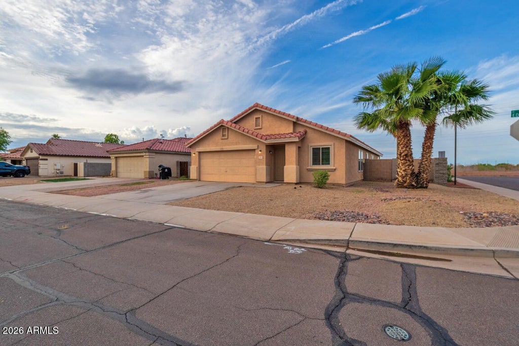 Photo of 11844 W Edgemont Avenue, Avondale, AZ 85392 (MLS # 7091830)