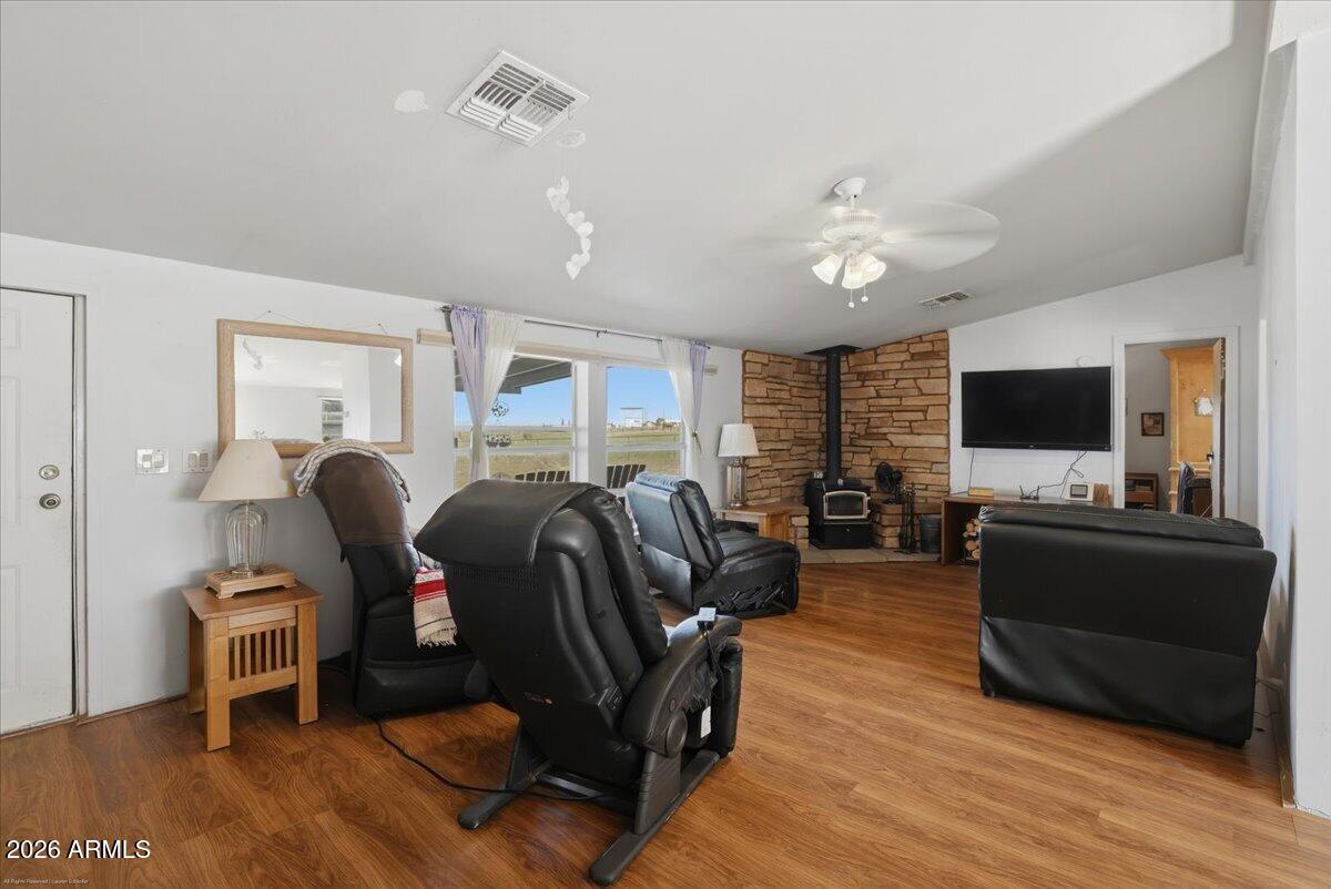 1180 W ROLLING HILLS Road