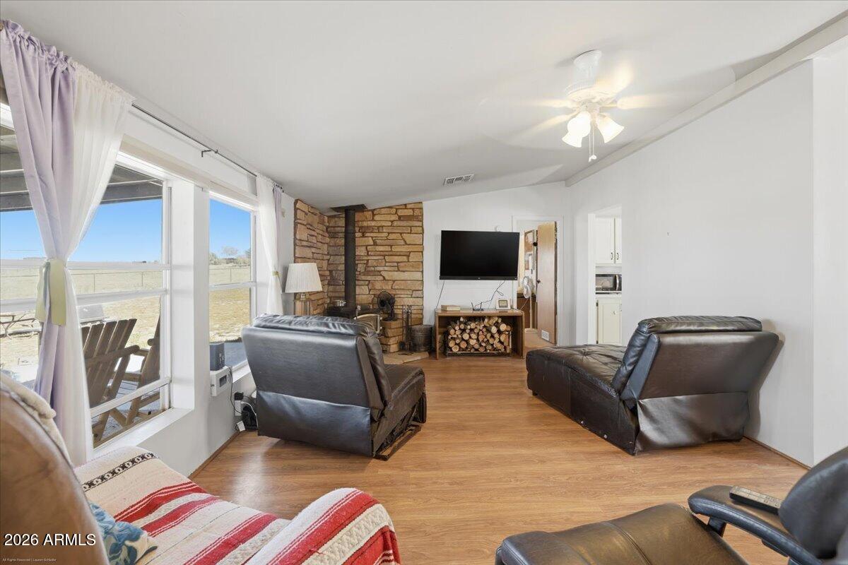 1180 W ROLLING HILLS Road