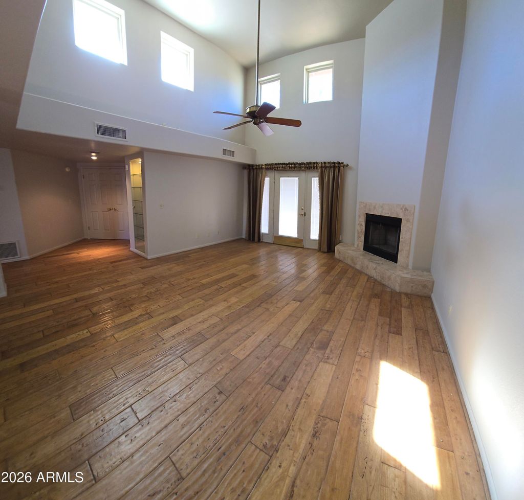 Photo of 8100 E Camelback Road #19, Scottsdale, AZ 85251 (MLS # 6977333)