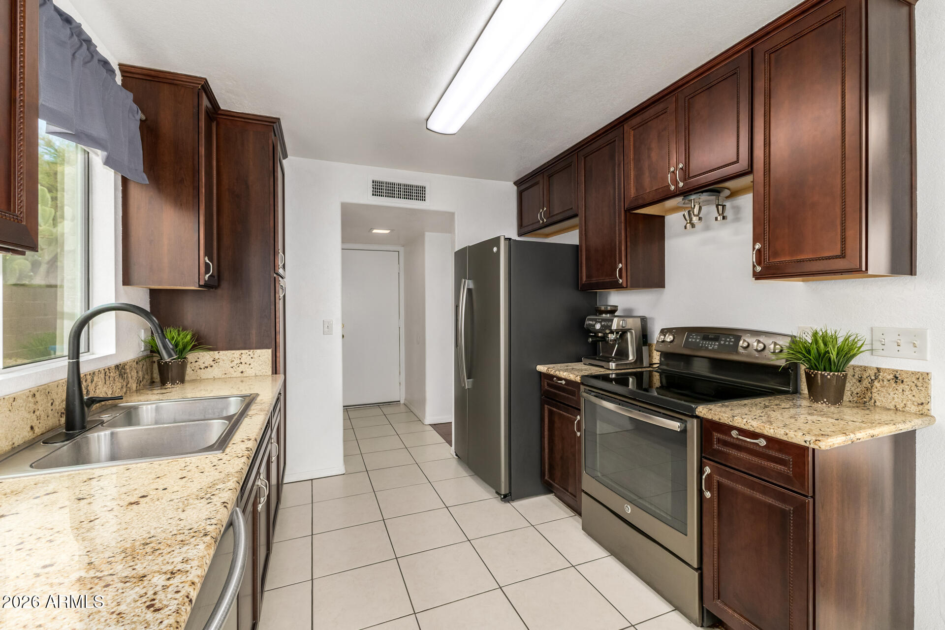 4313 E DESERT TRUMPET Road