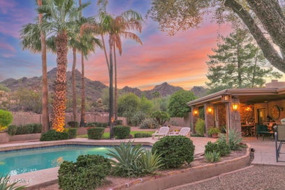 10411 N 23RD Place Phoenix AZ 85028
