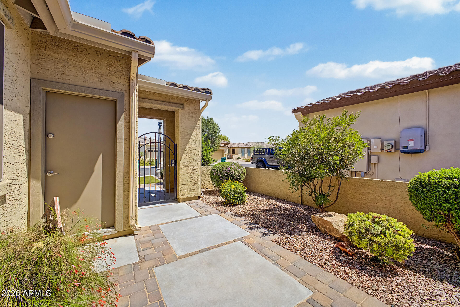 14841 W LUNA Drive S