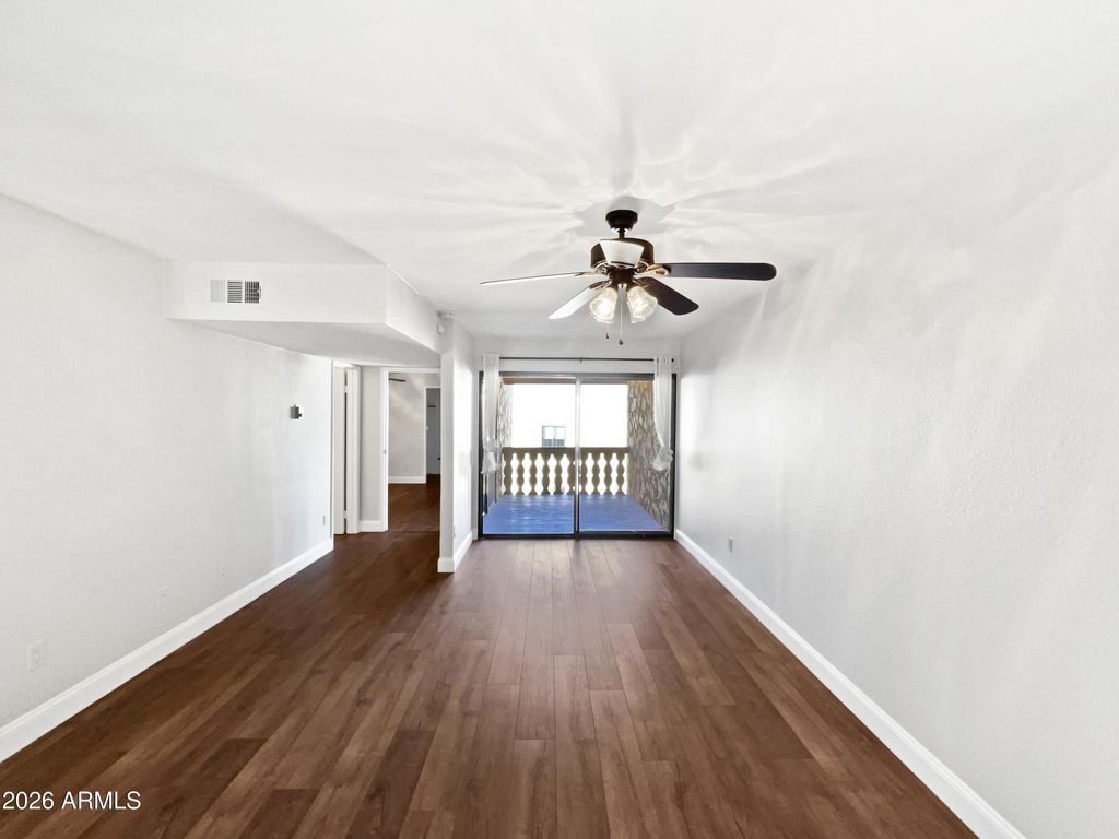 Photo of 4950 N Miller Road #337, Scottsdale, AZ 85251 (MLS # 6977176)