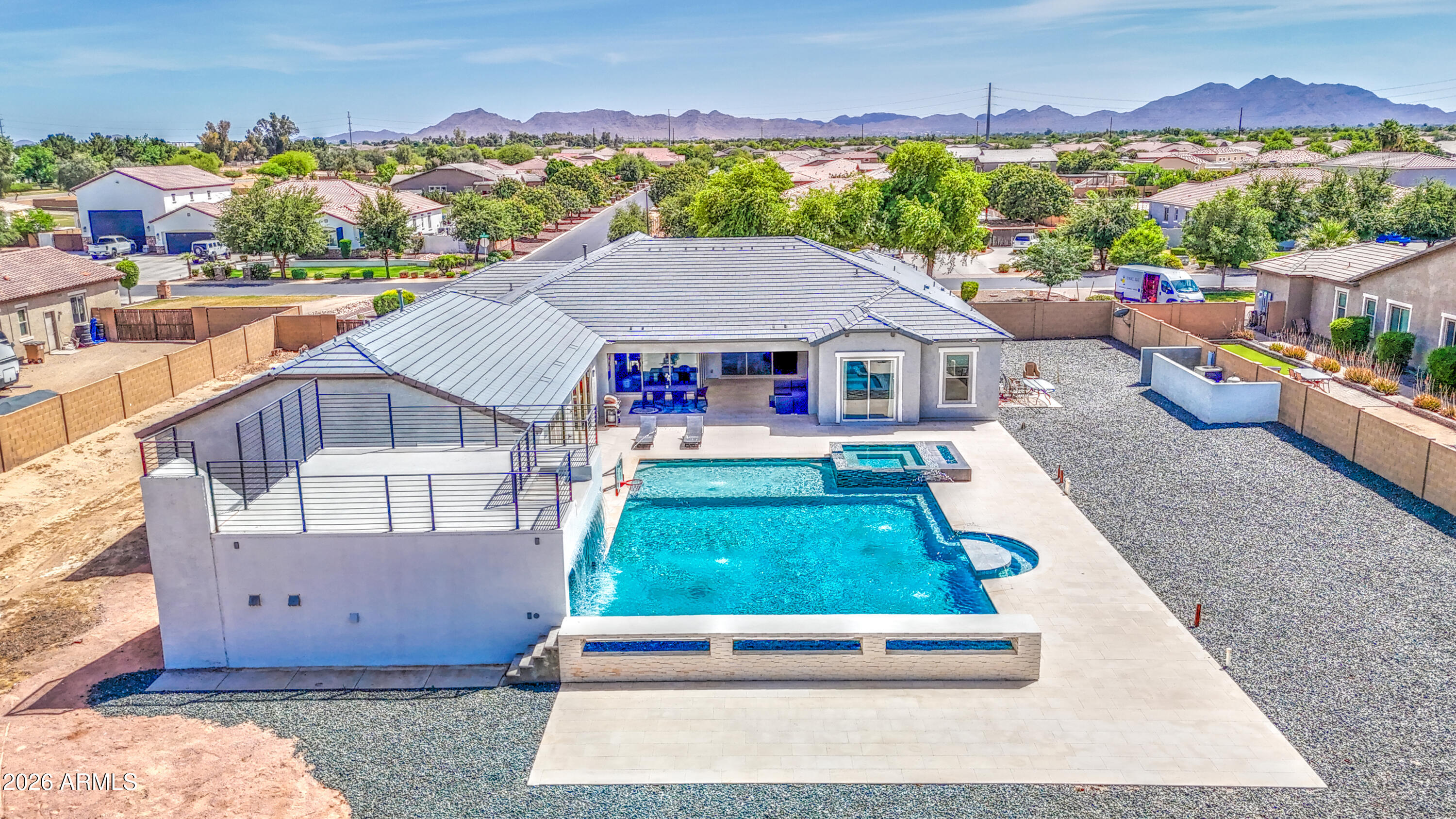 LA JARA FARMS - Residential