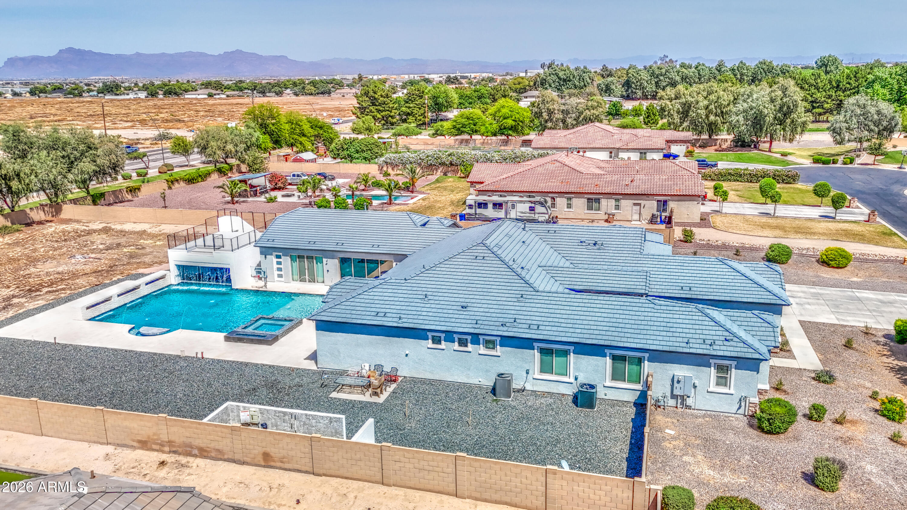 LA JARA FARMS - Residential