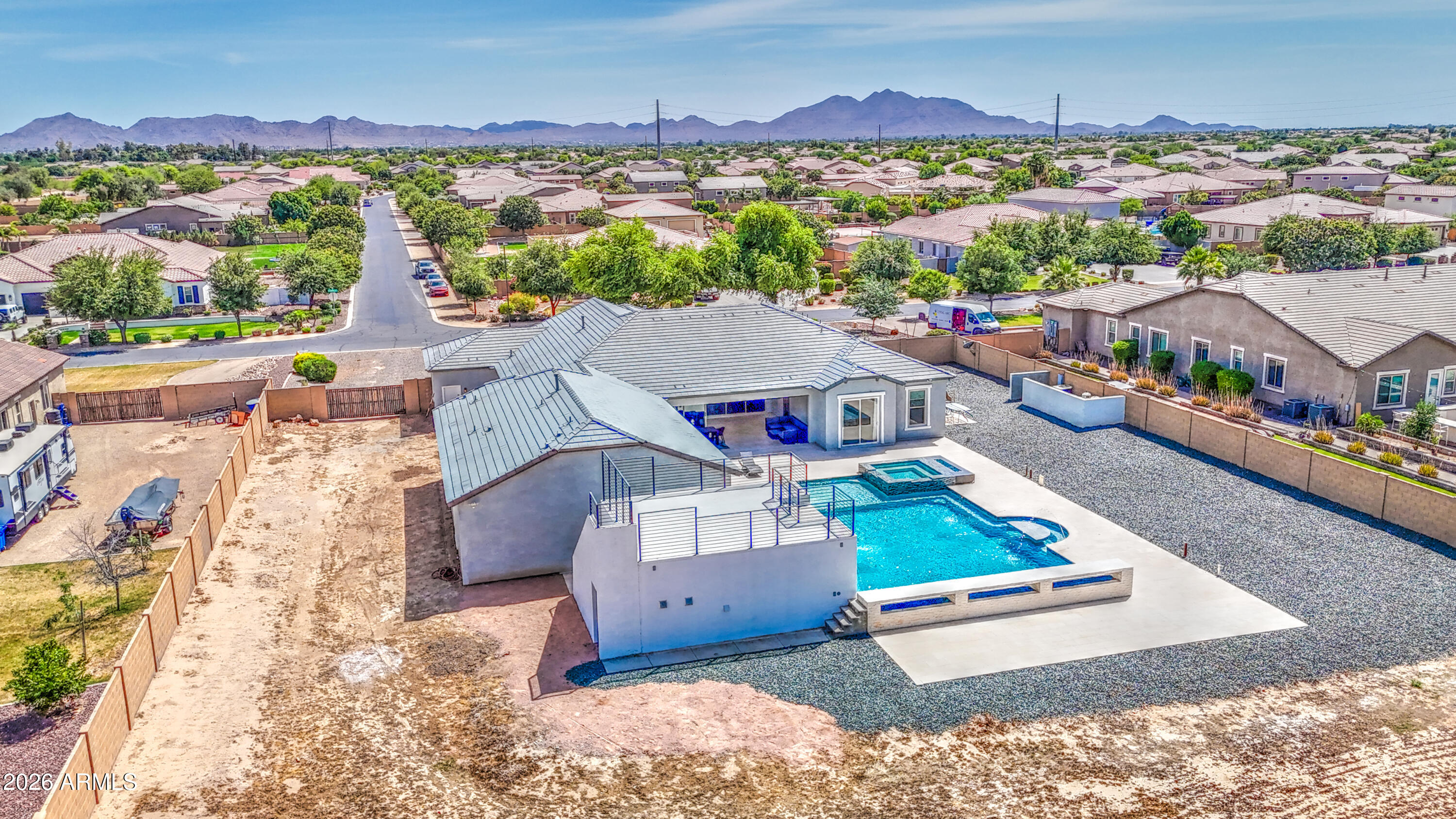 LA JARA FARMS - Residential