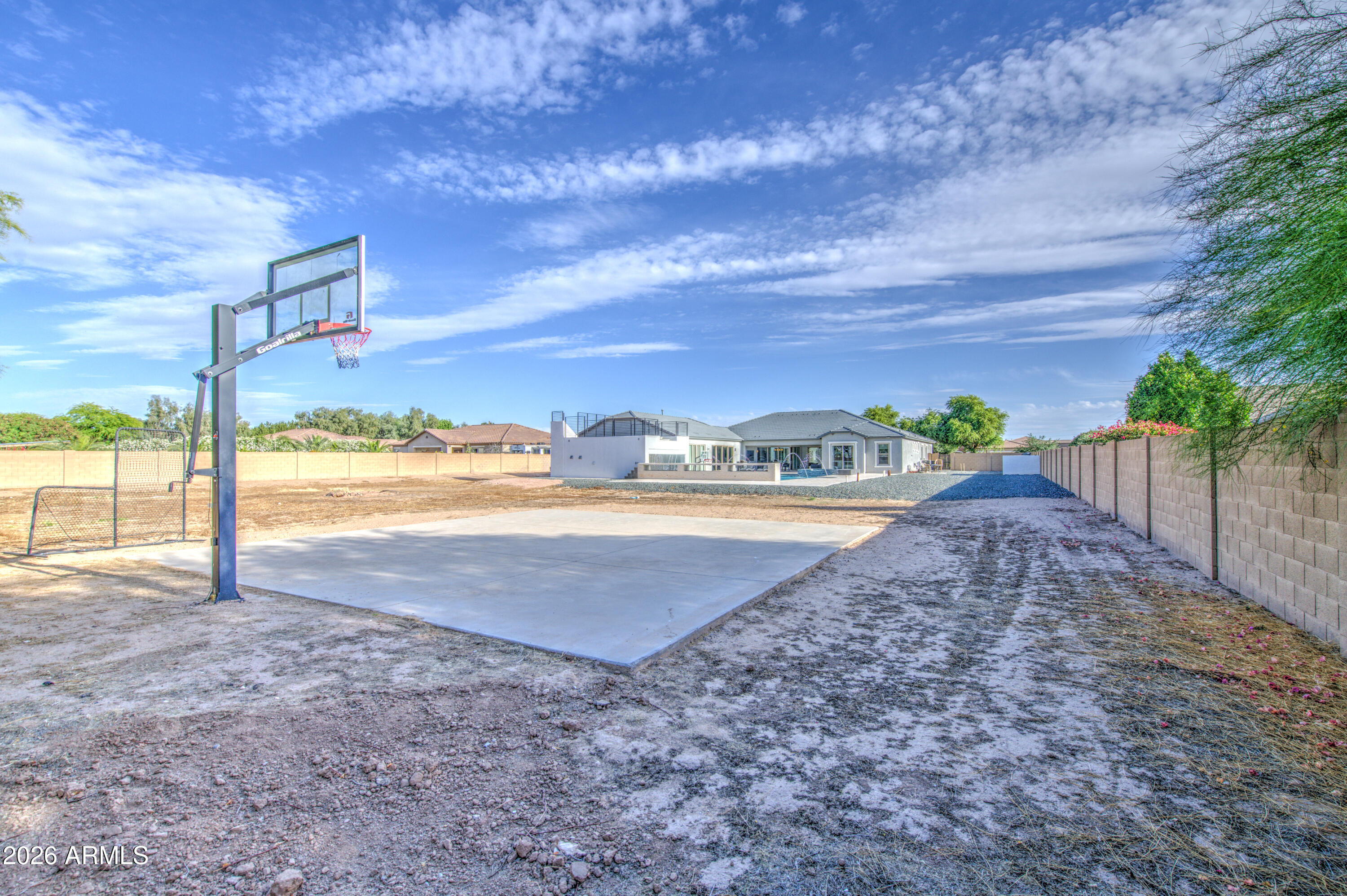 LA JARA FARMS - Residential
