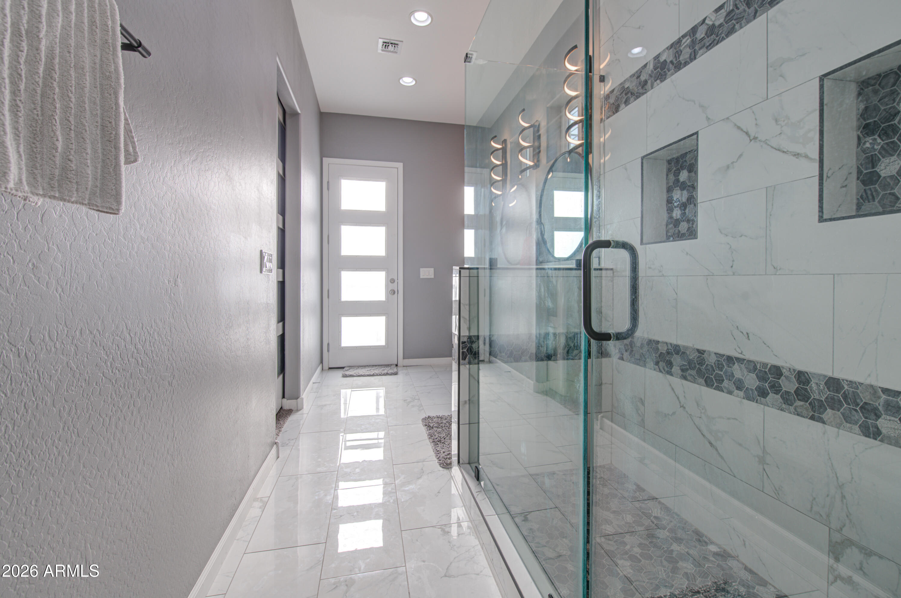 LA JARA FARMS - Residential