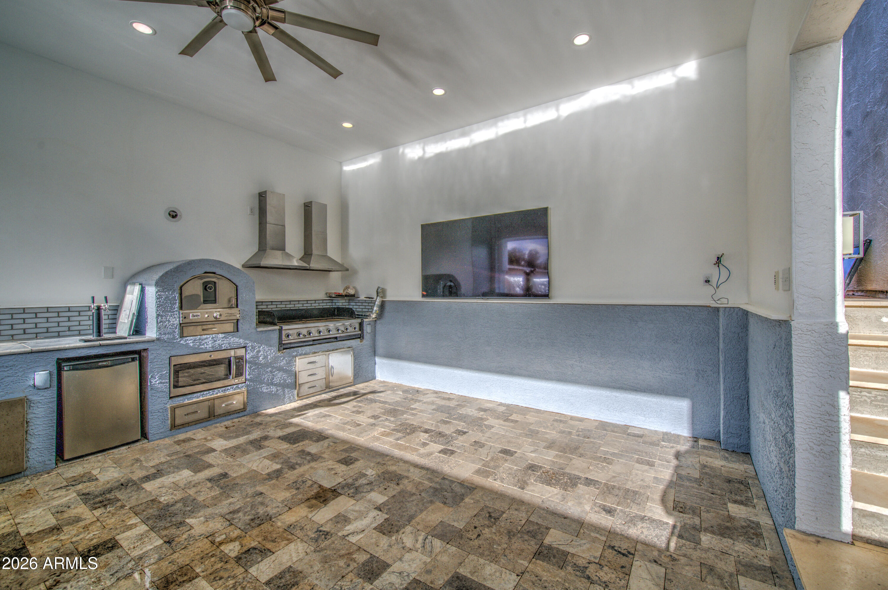 LA JARA FARMS - Residential