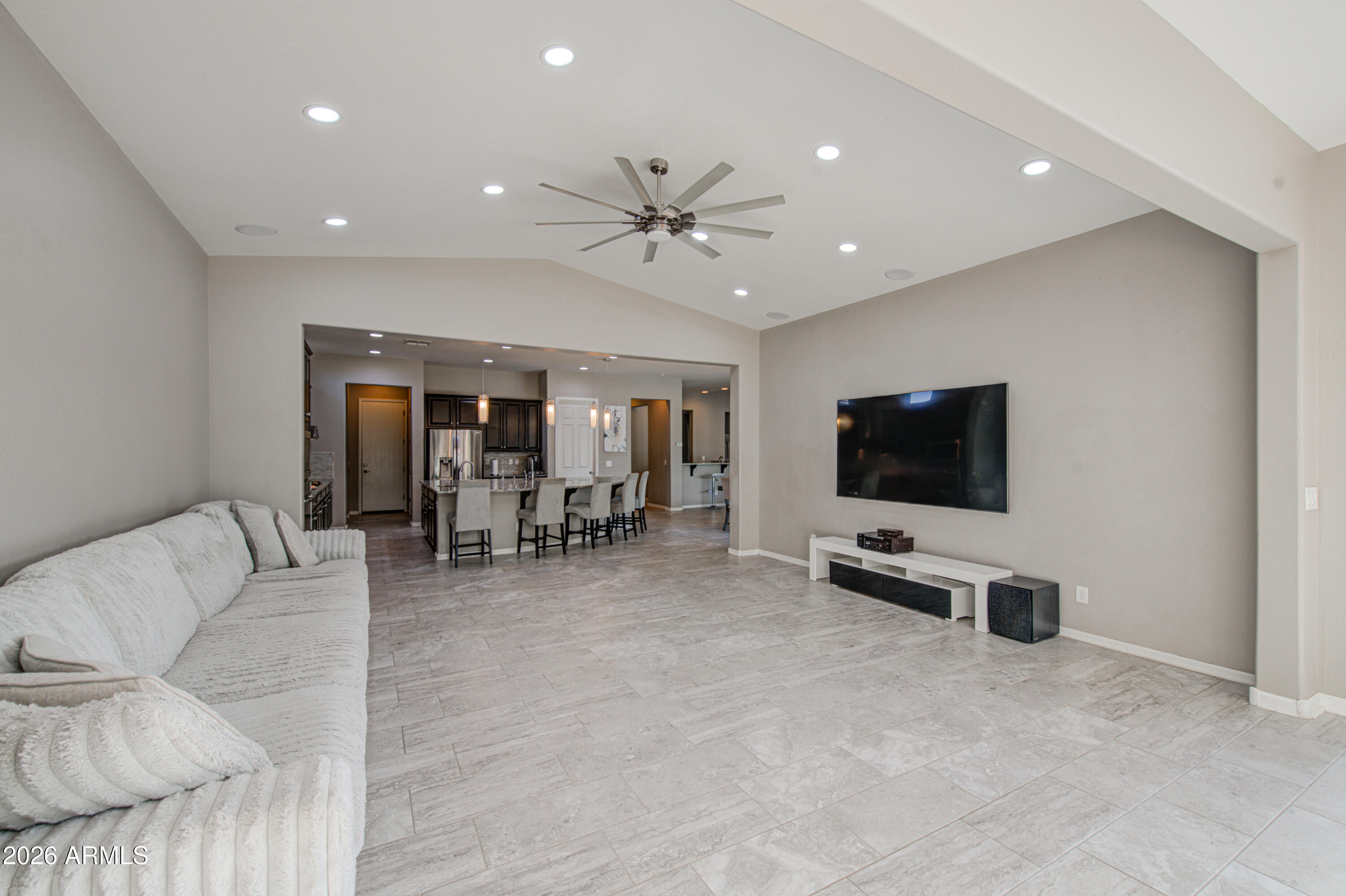 LA JARA FARMS - Residential