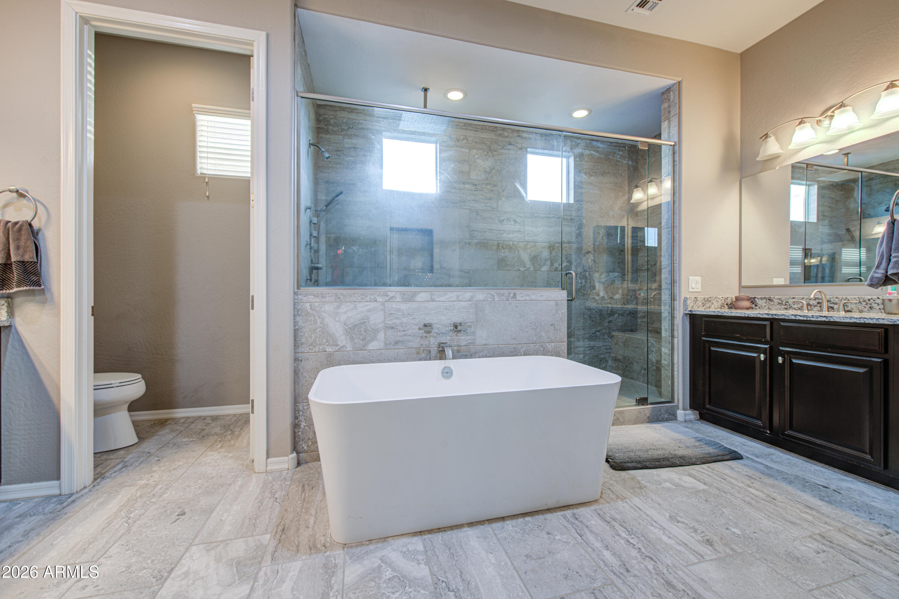 LA JARA FARMS - Residential