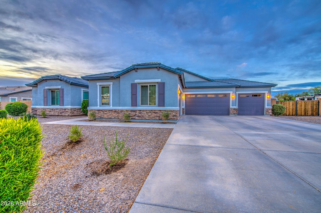 Photo of 19938 E Alamosa Drive, Queen Creek, AZ 85142 (MLS # 6999397)