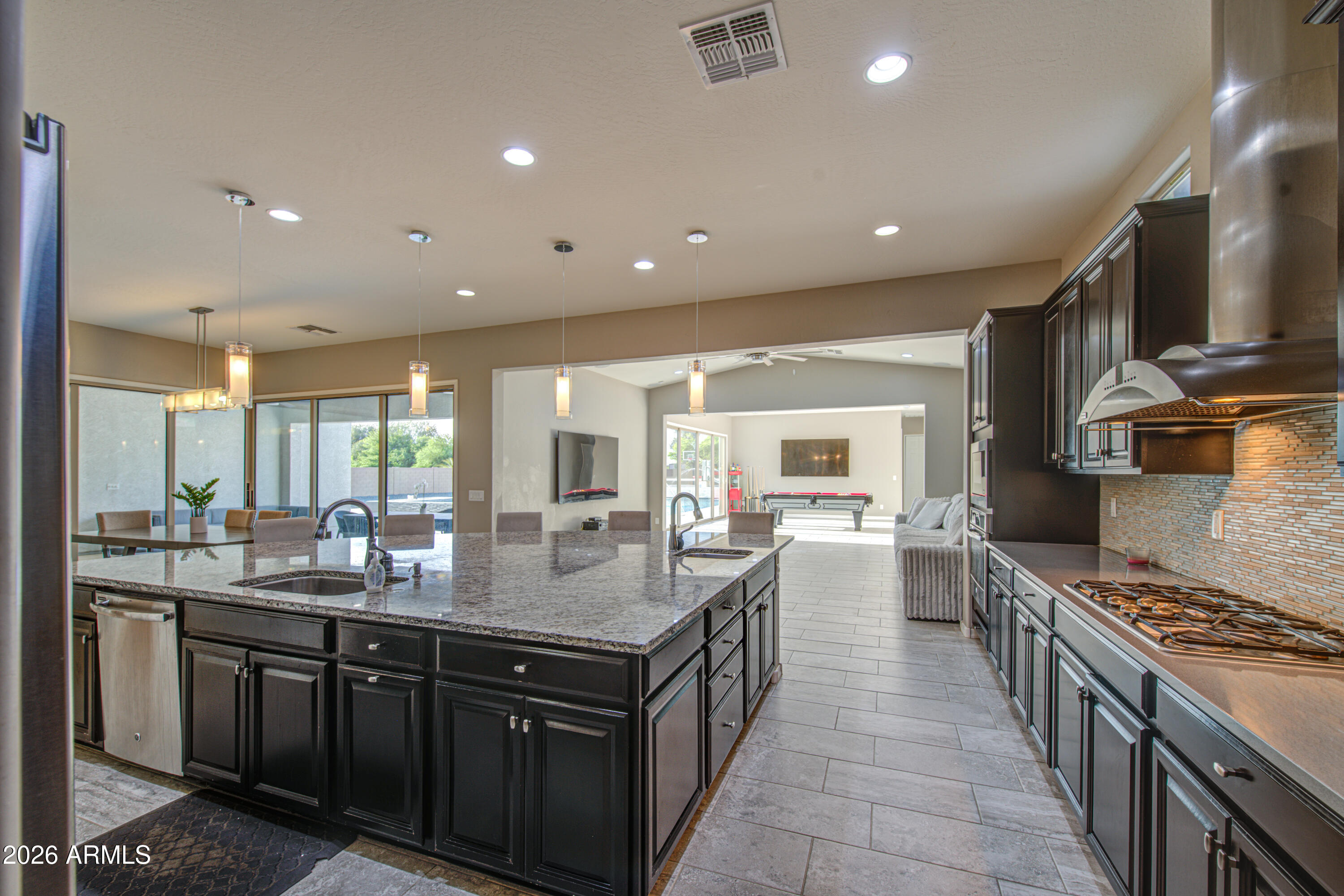LA JARA FARMS - Residential