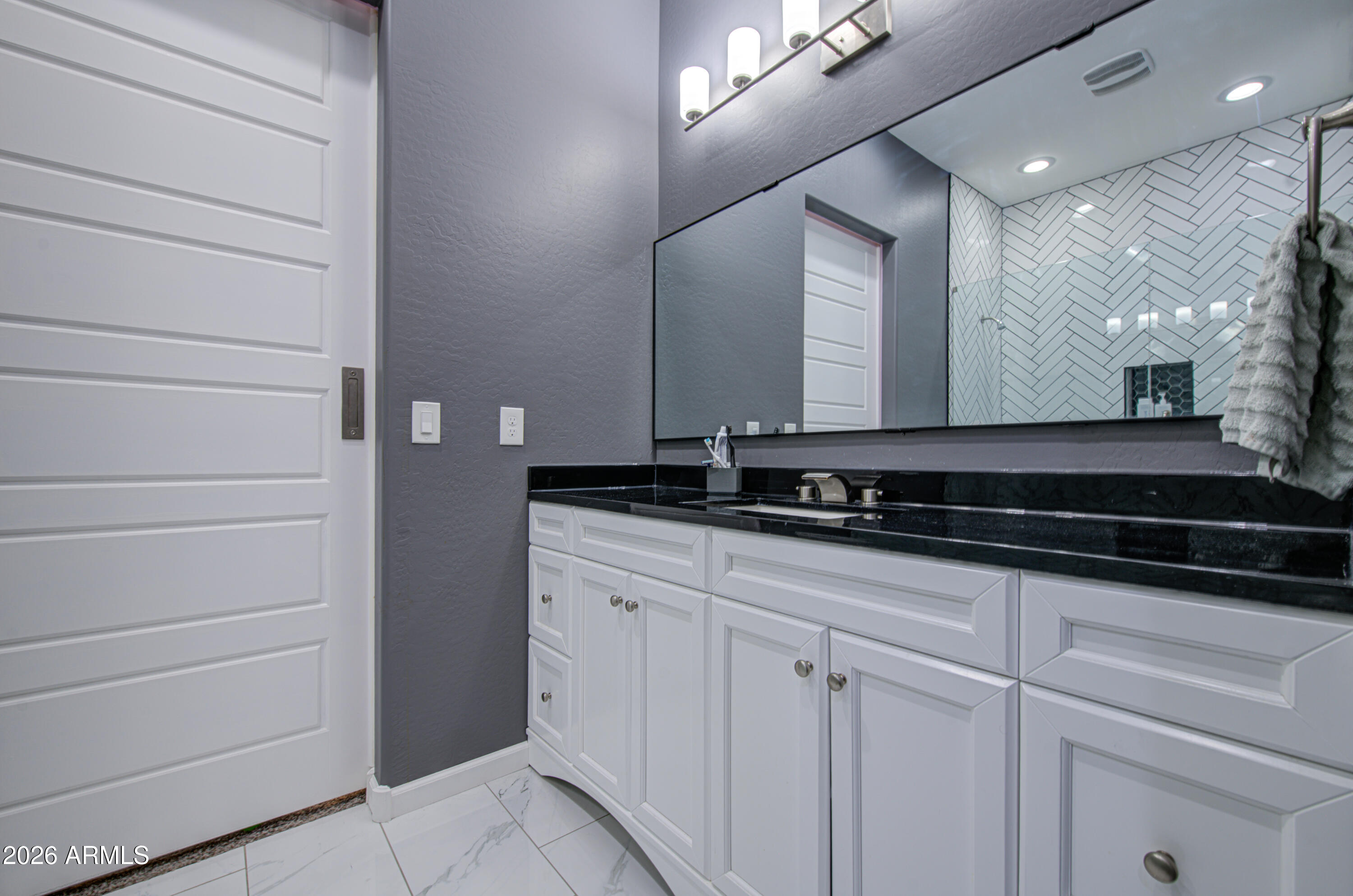 LA JARA FARMS - Residential