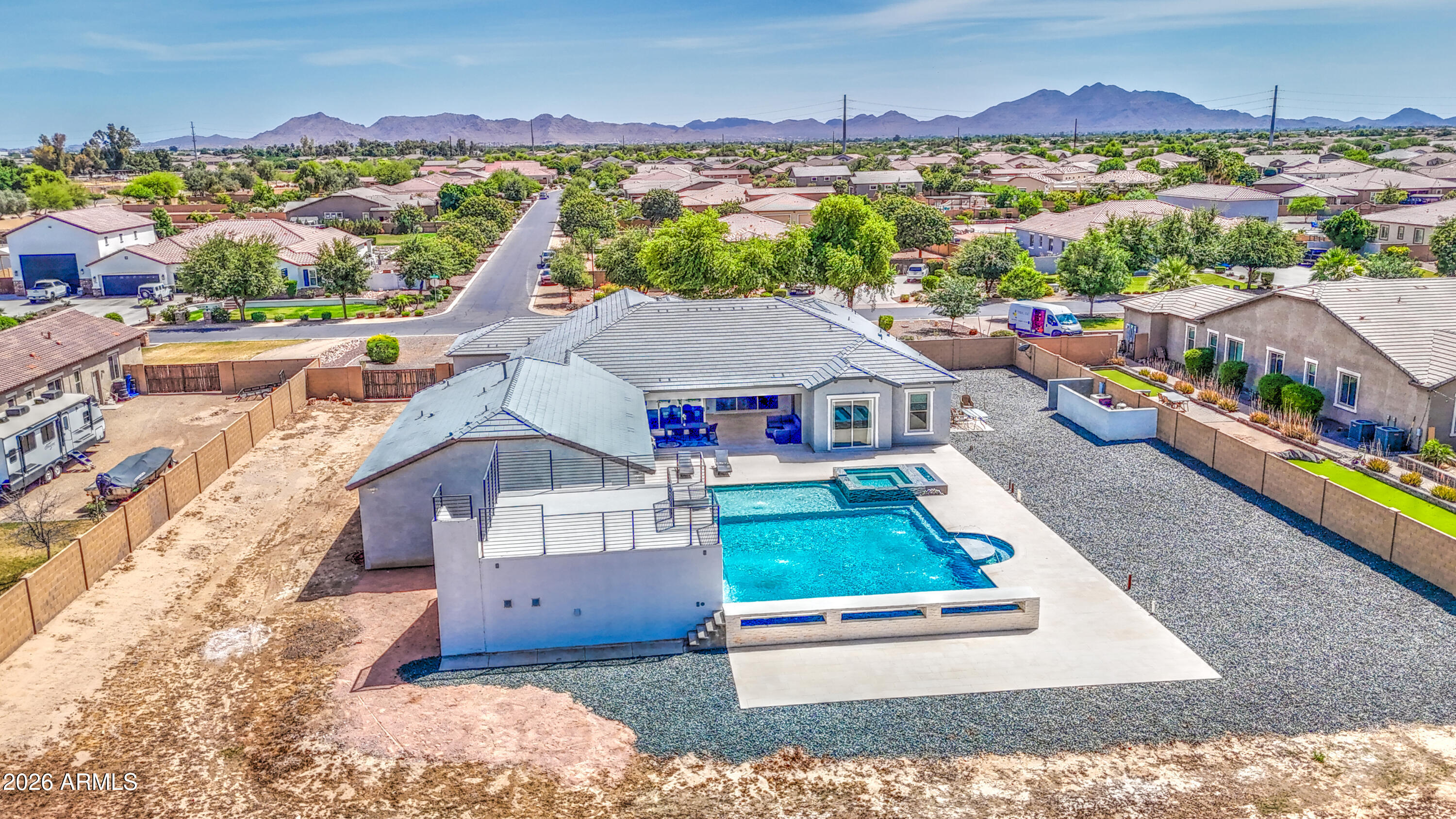 LA JARA FARMS - Residential