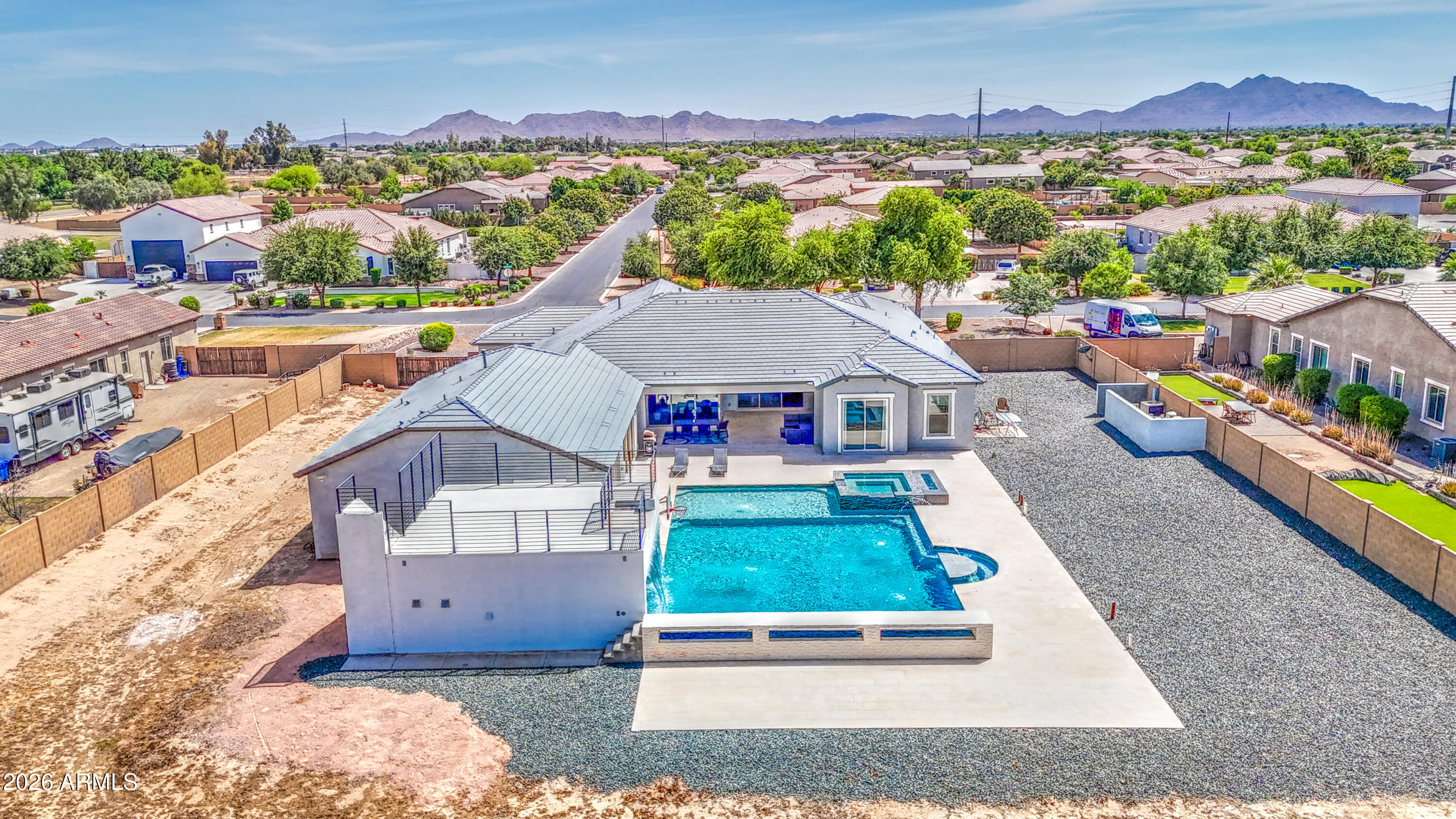 LA JARA FARMS - Residential