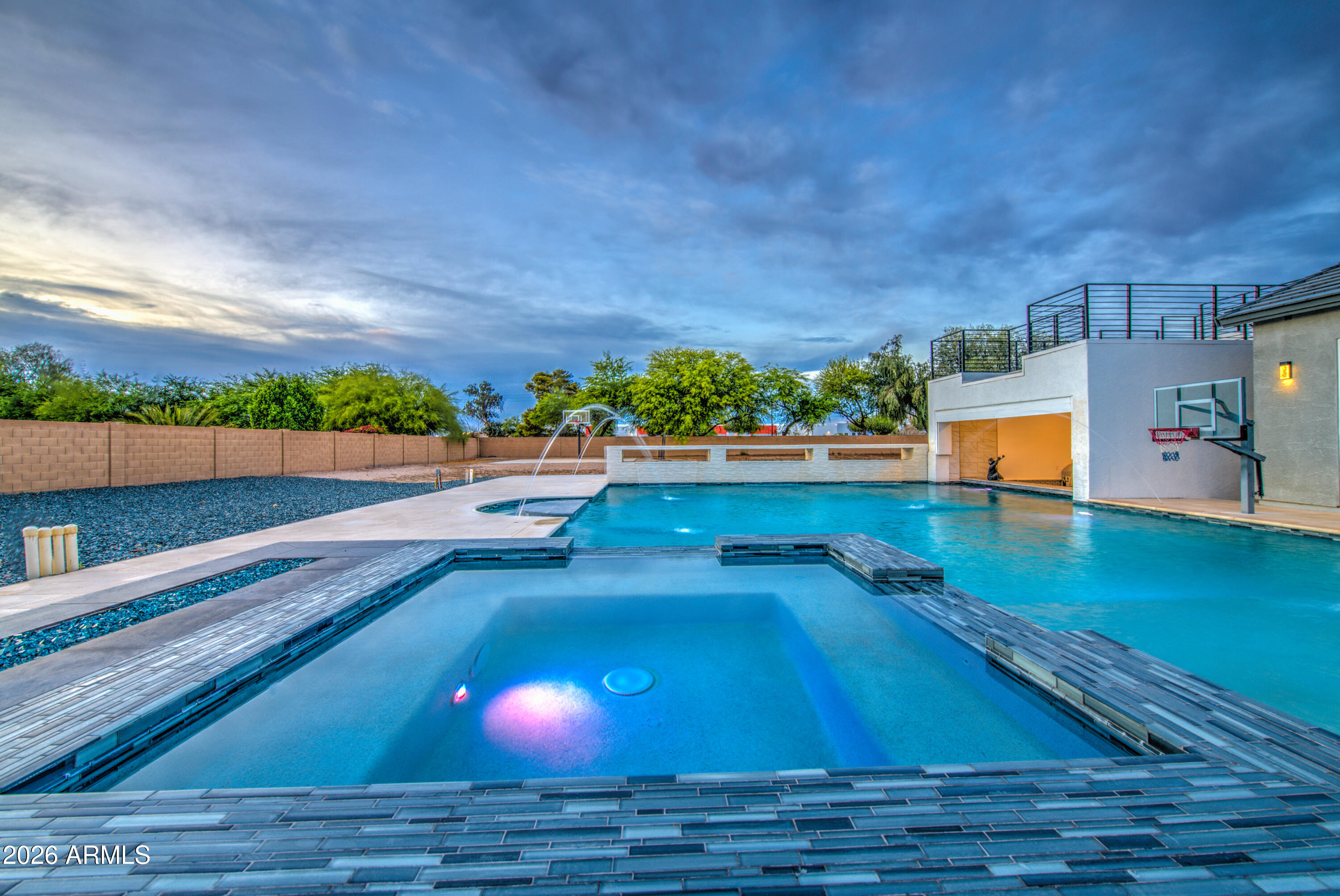 LA JARA FARMS - Residential