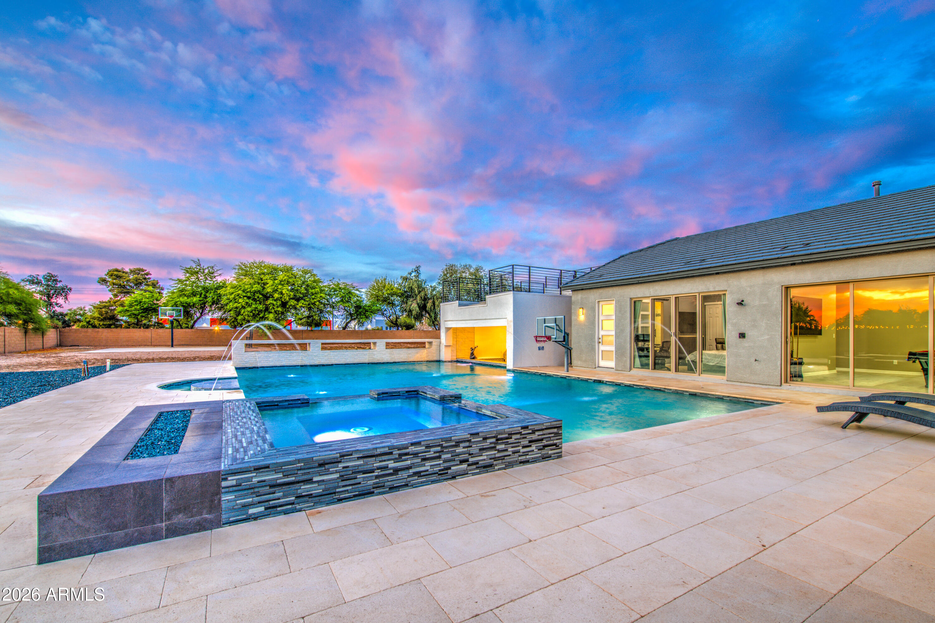 LA JARA FARMS - Residential