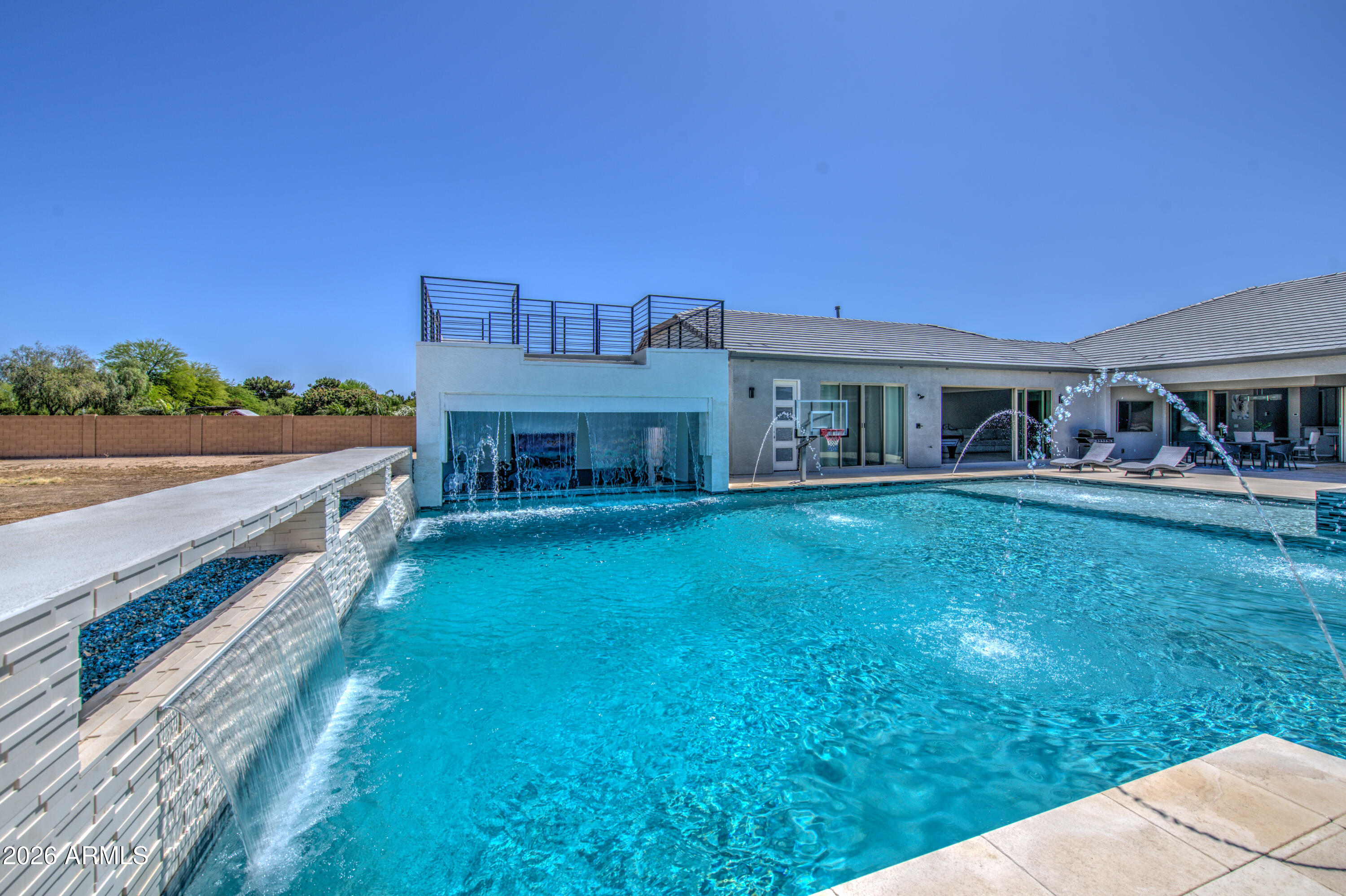 LA JARA FARMS - Residential