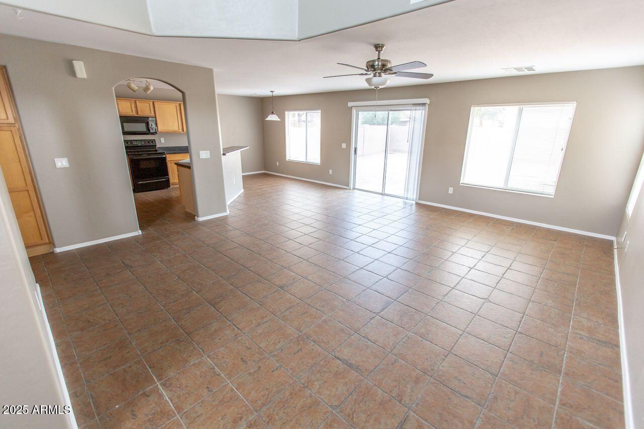 1649 W Harding Avenue