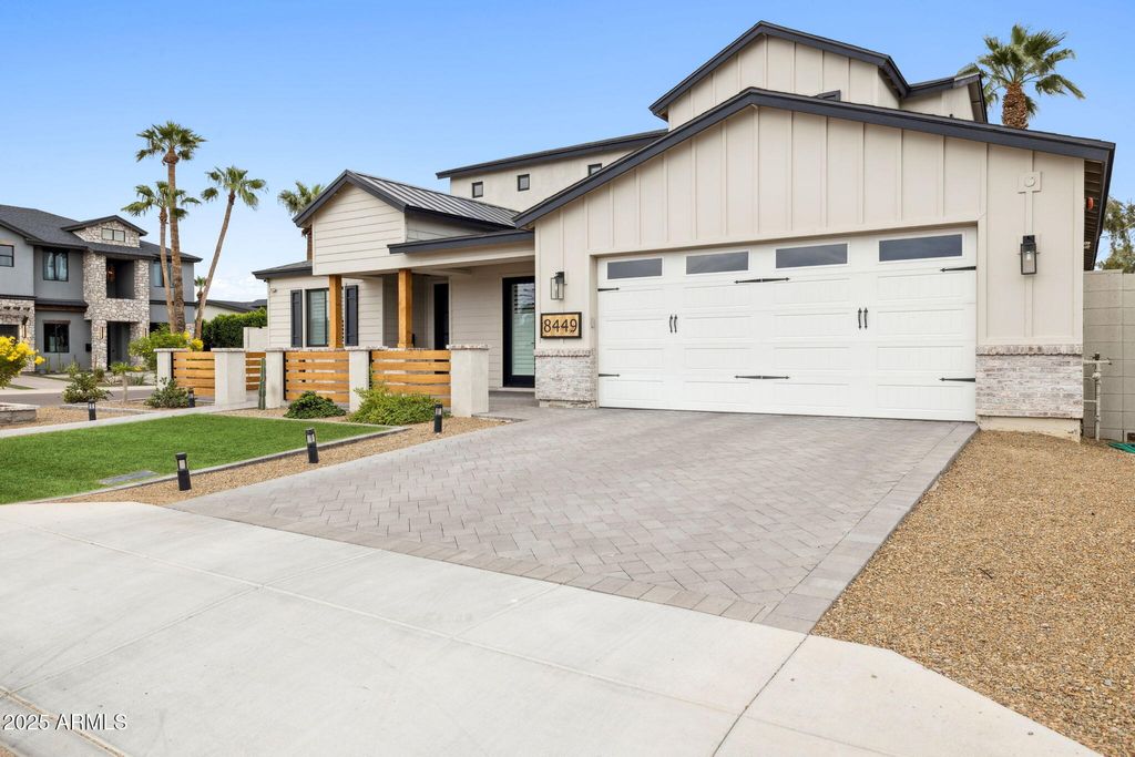 Photo of 8449 E Lincoln Drive, Scottsdale, AZ 85250 (MLS # 6934694)