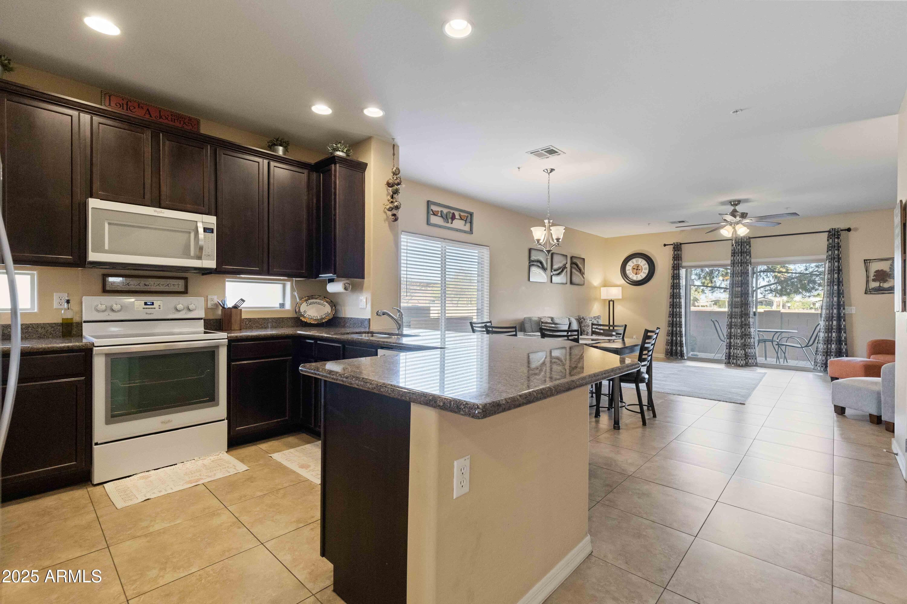 7726 E BASELINE Road 156