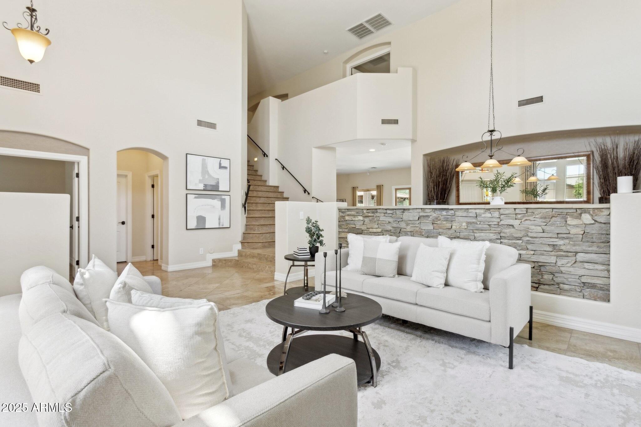 4502 E NIGHT OWL Lane