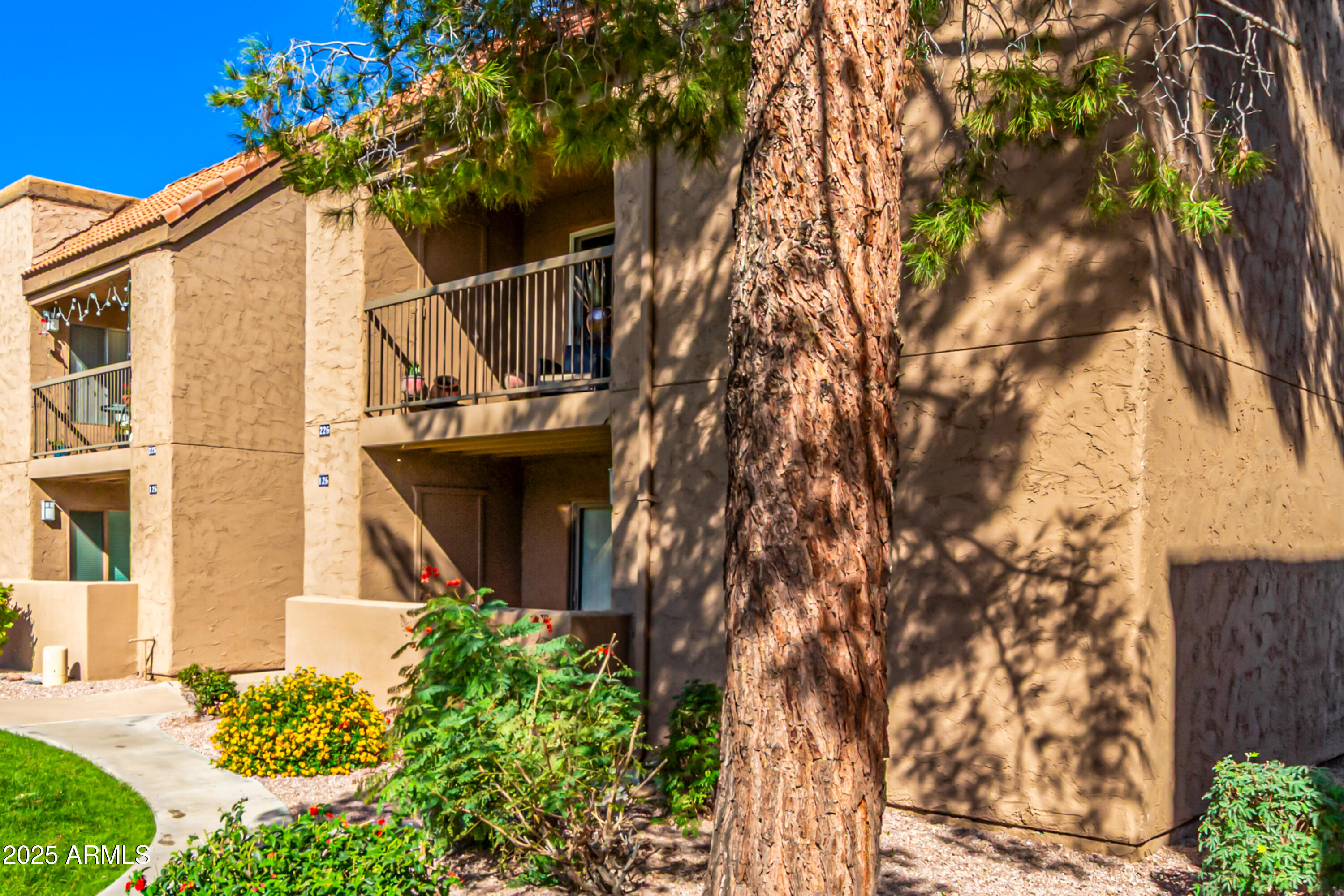 8256 E ARABIAN Trail 126