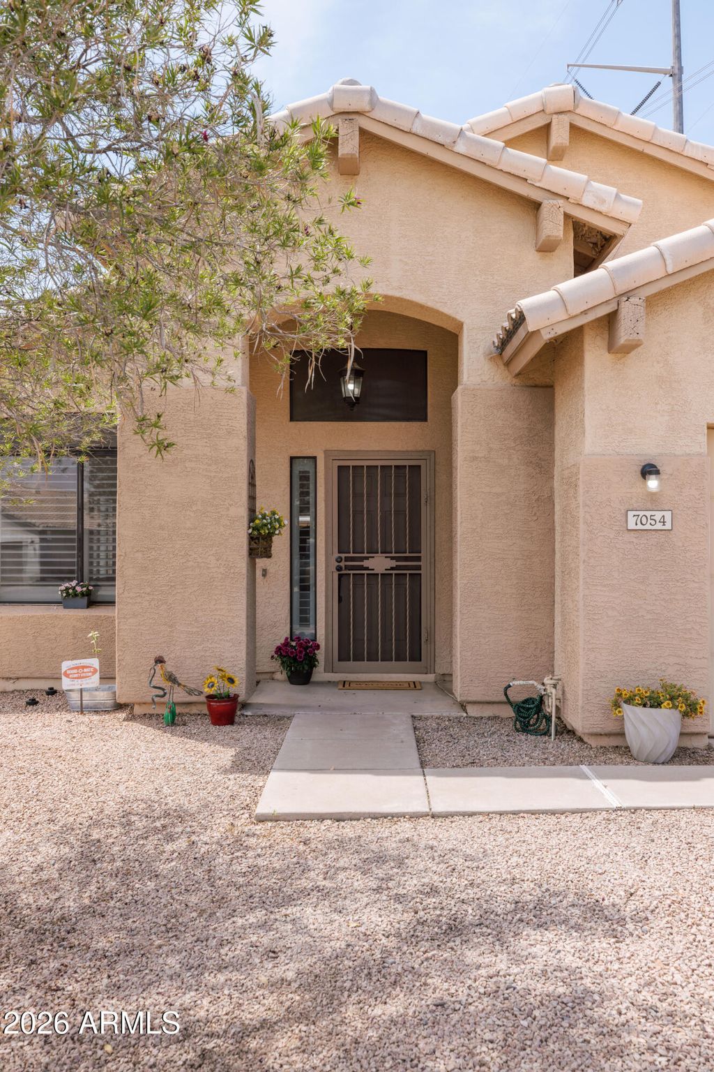 Photo of 7054 S Taylor Drive, Tempe, AZ 85283 (MLS # 7021546)