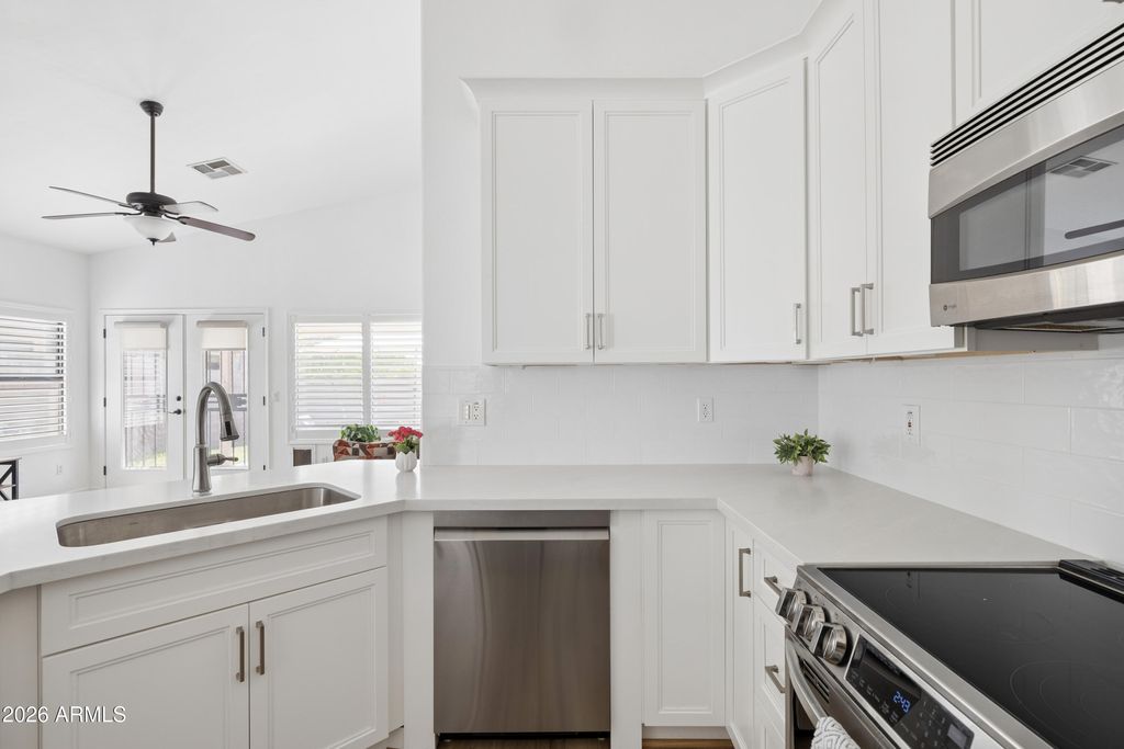 Photo of 7054 S Taylor Drive, Tempe, AZ 85283 (MLS # 7021546)